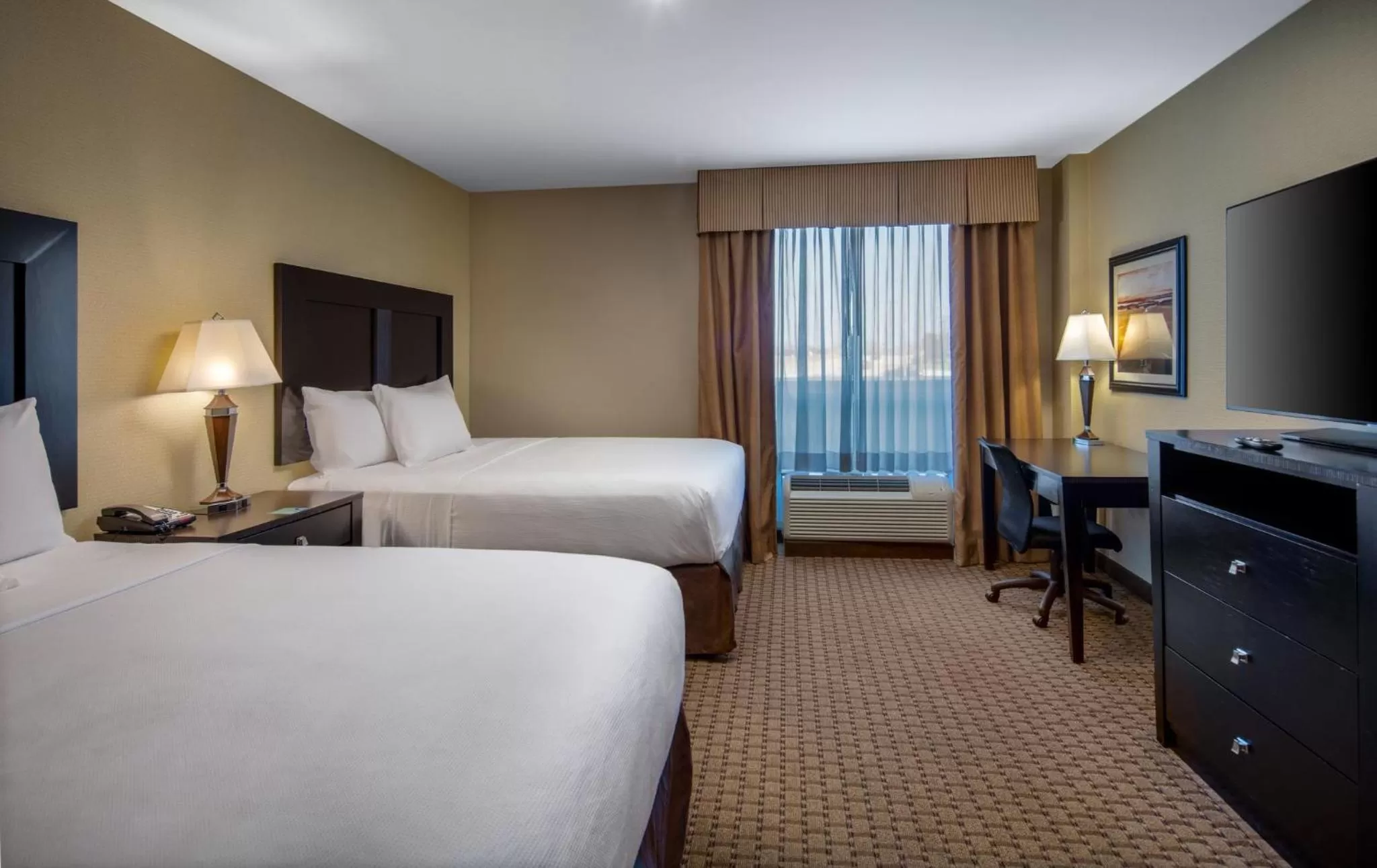 Bed in Hyatt House Bentonville Rogers