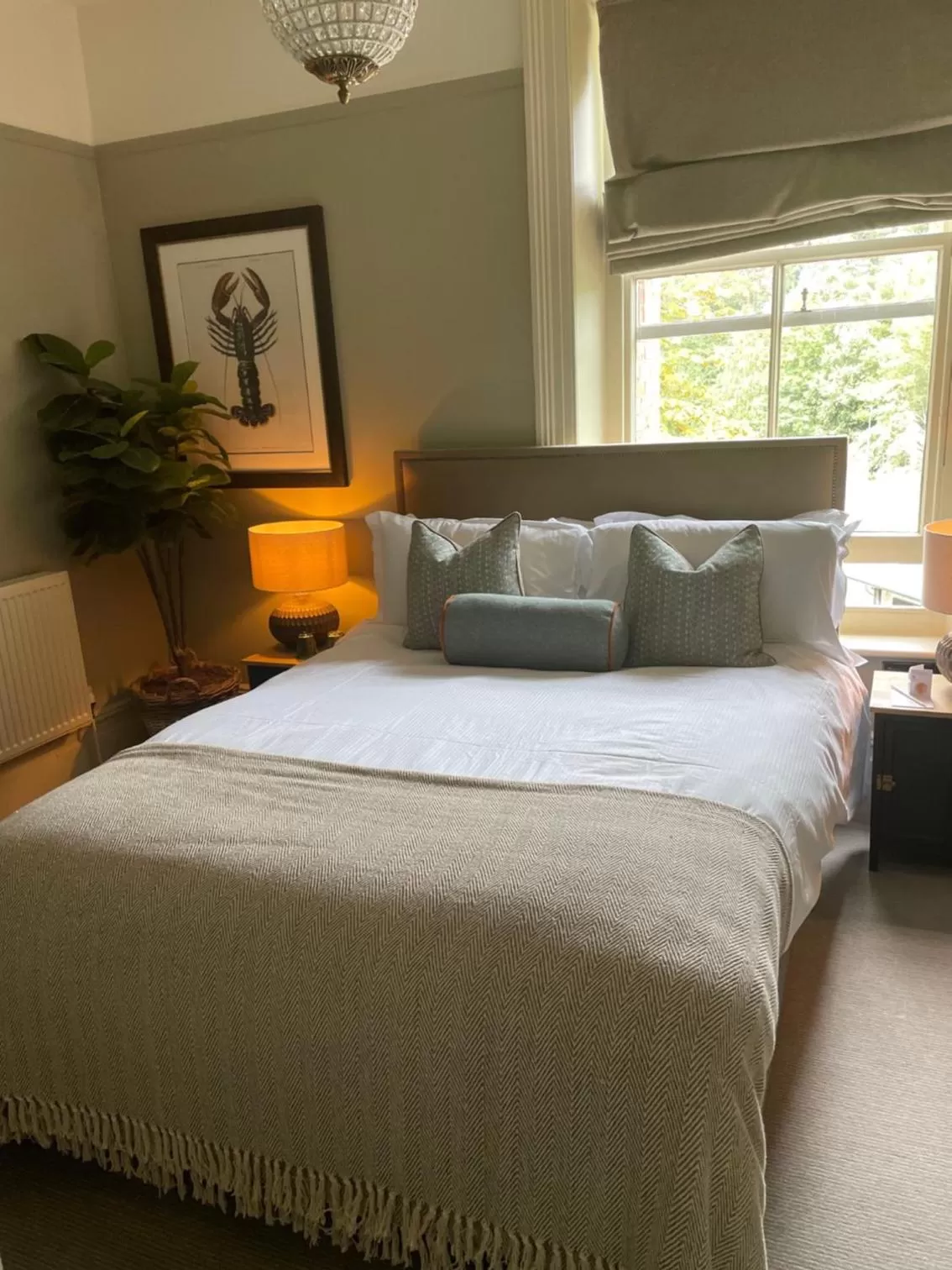 Bed in The Pavilion Arms