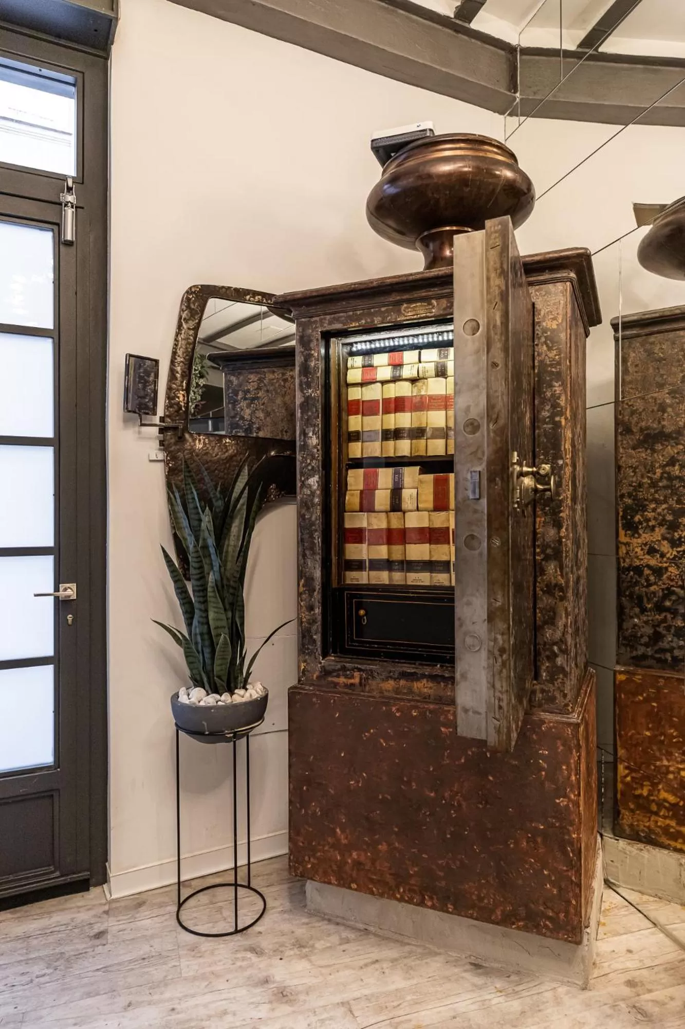 BNBHolder Boutique SOL