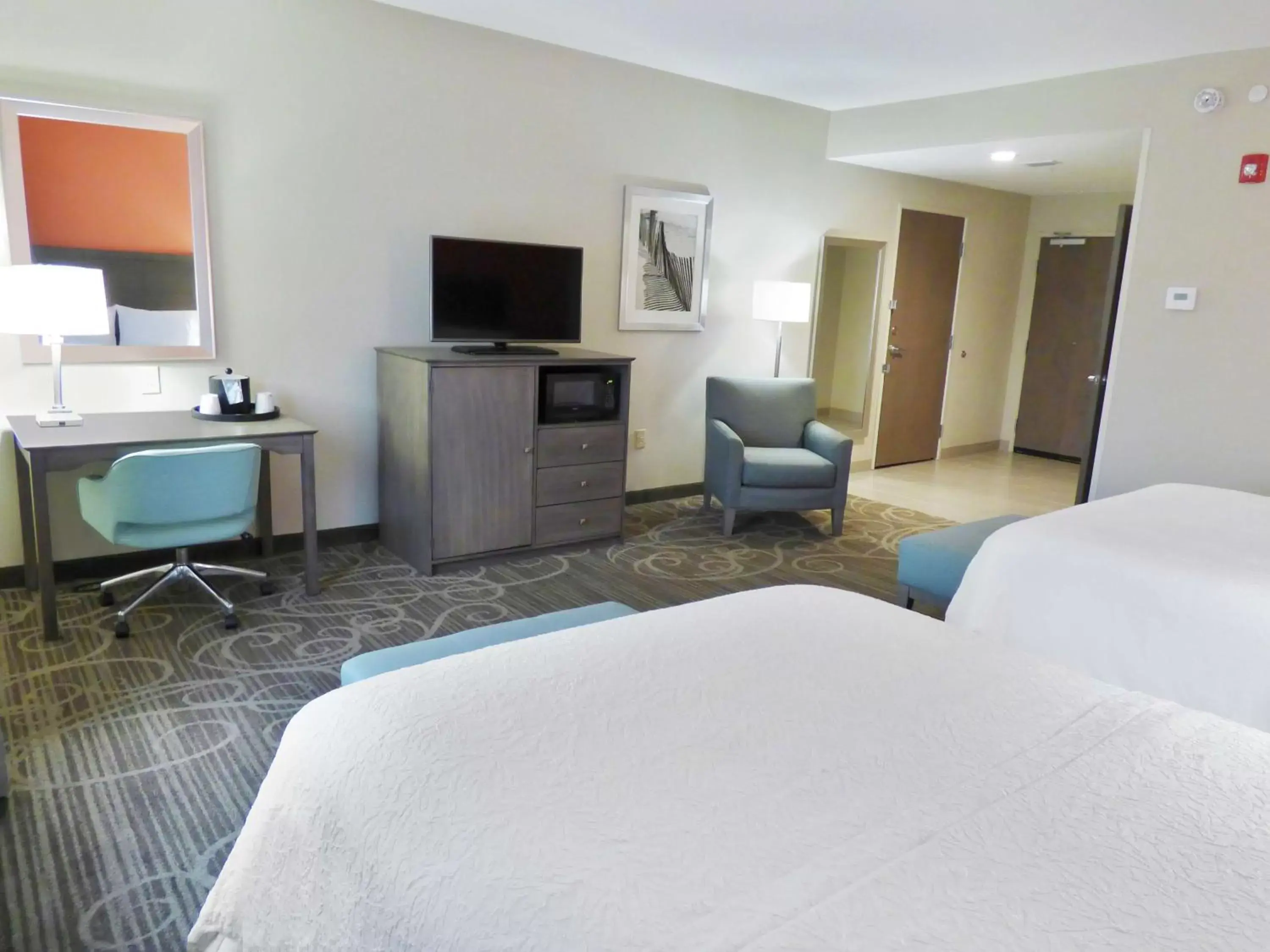 Bedroom, Bed in Hampton Inn & Suites Pensacola/I-10 Pine Forest Road