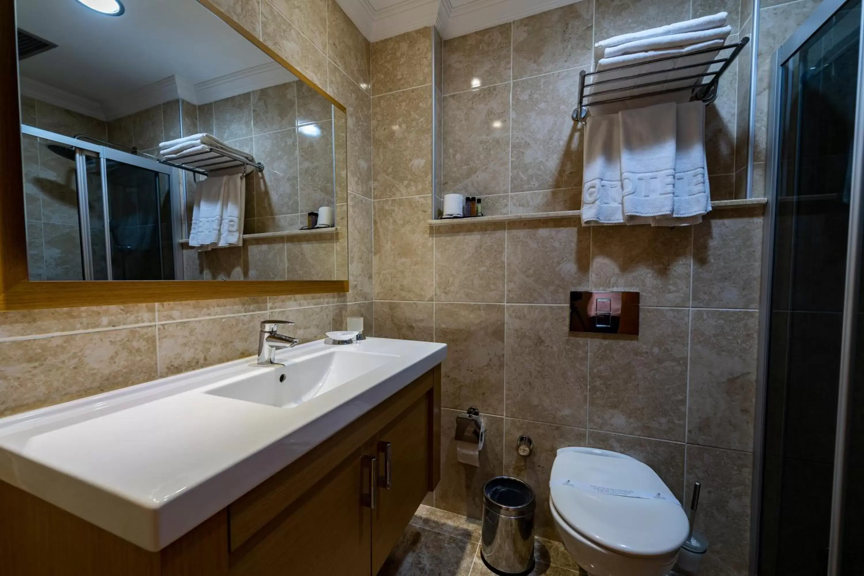Shower, Bathroom in Levent Hotel Istanbul
