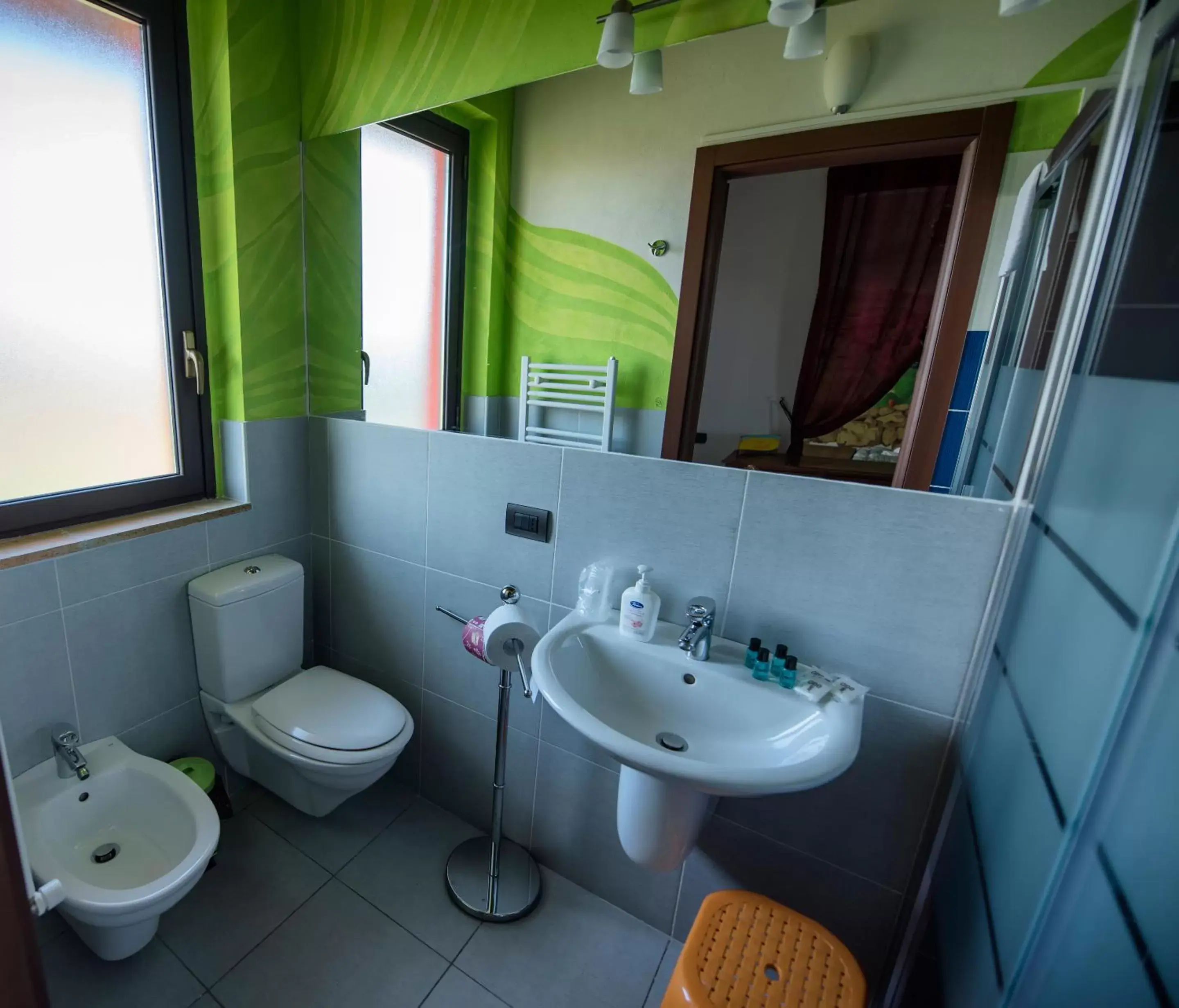 Bathroom in La Casa Rossa Country House