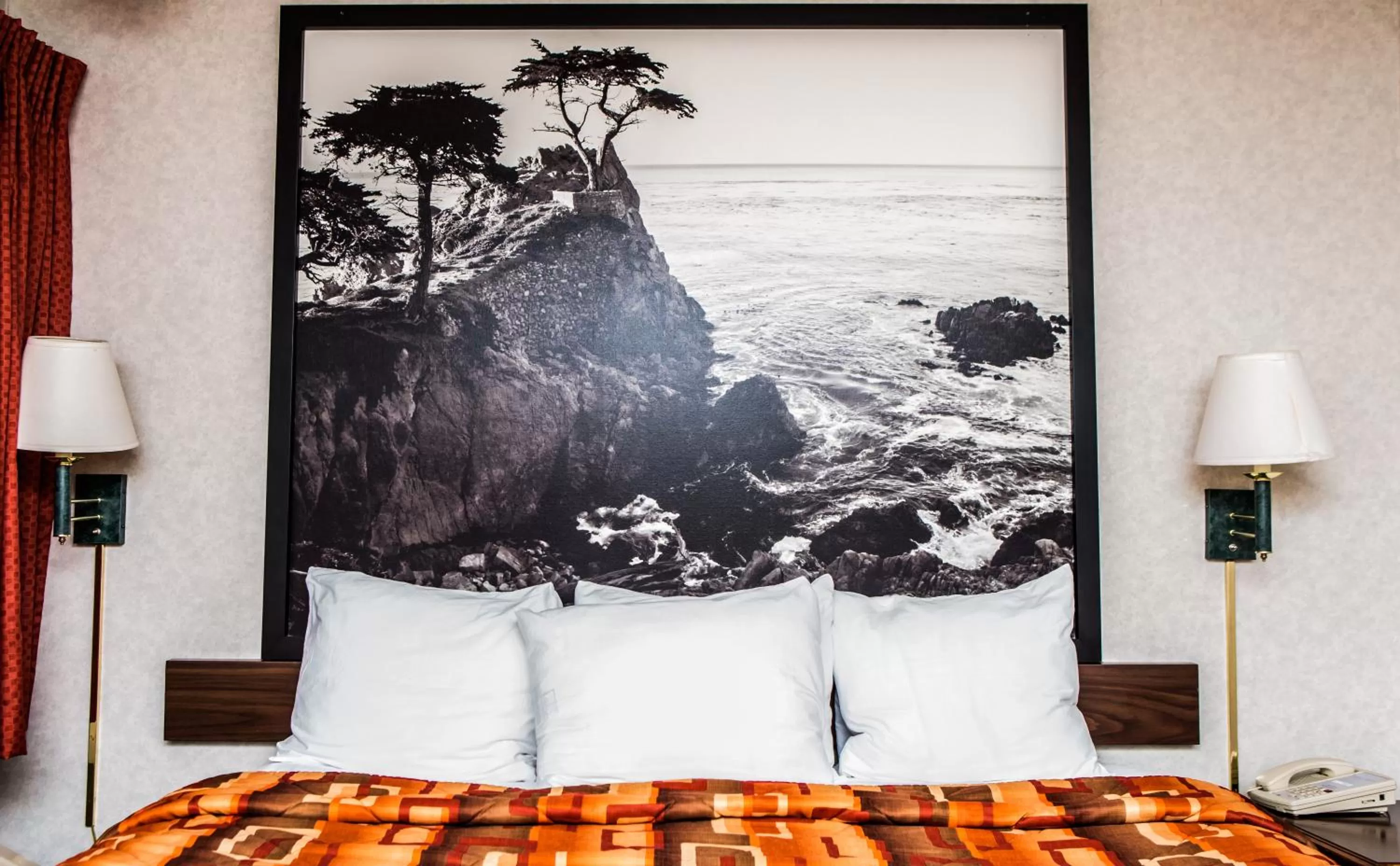 Photo of the whole room, Bed in Pelican Inn