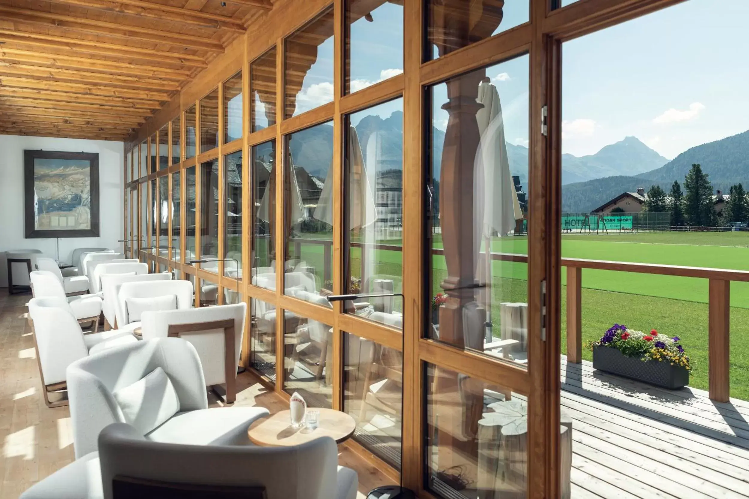 Restaurant/places to eat in Kulm Hotel St. Moritz