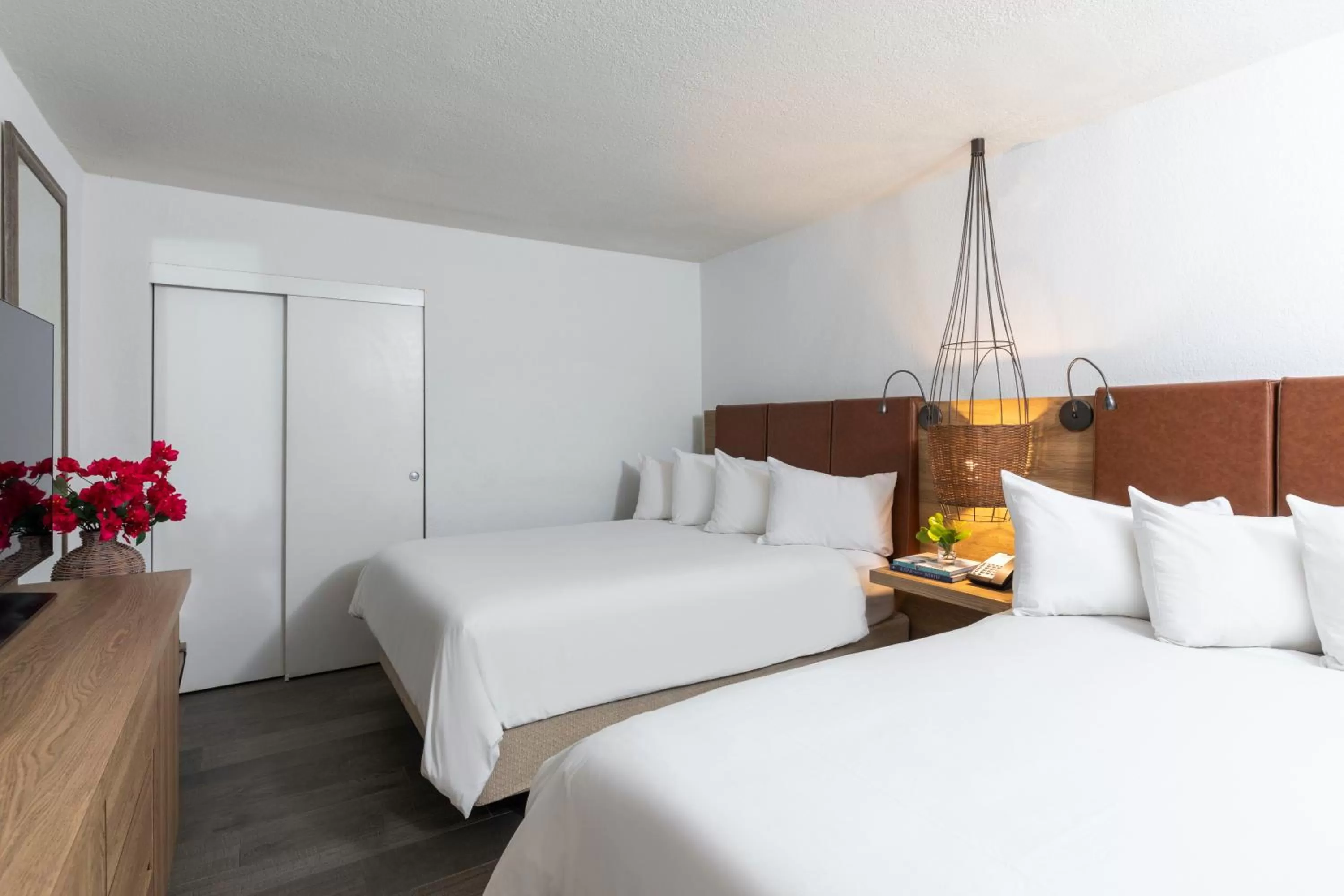 Bedroom, Bed in Amara Cay Resort