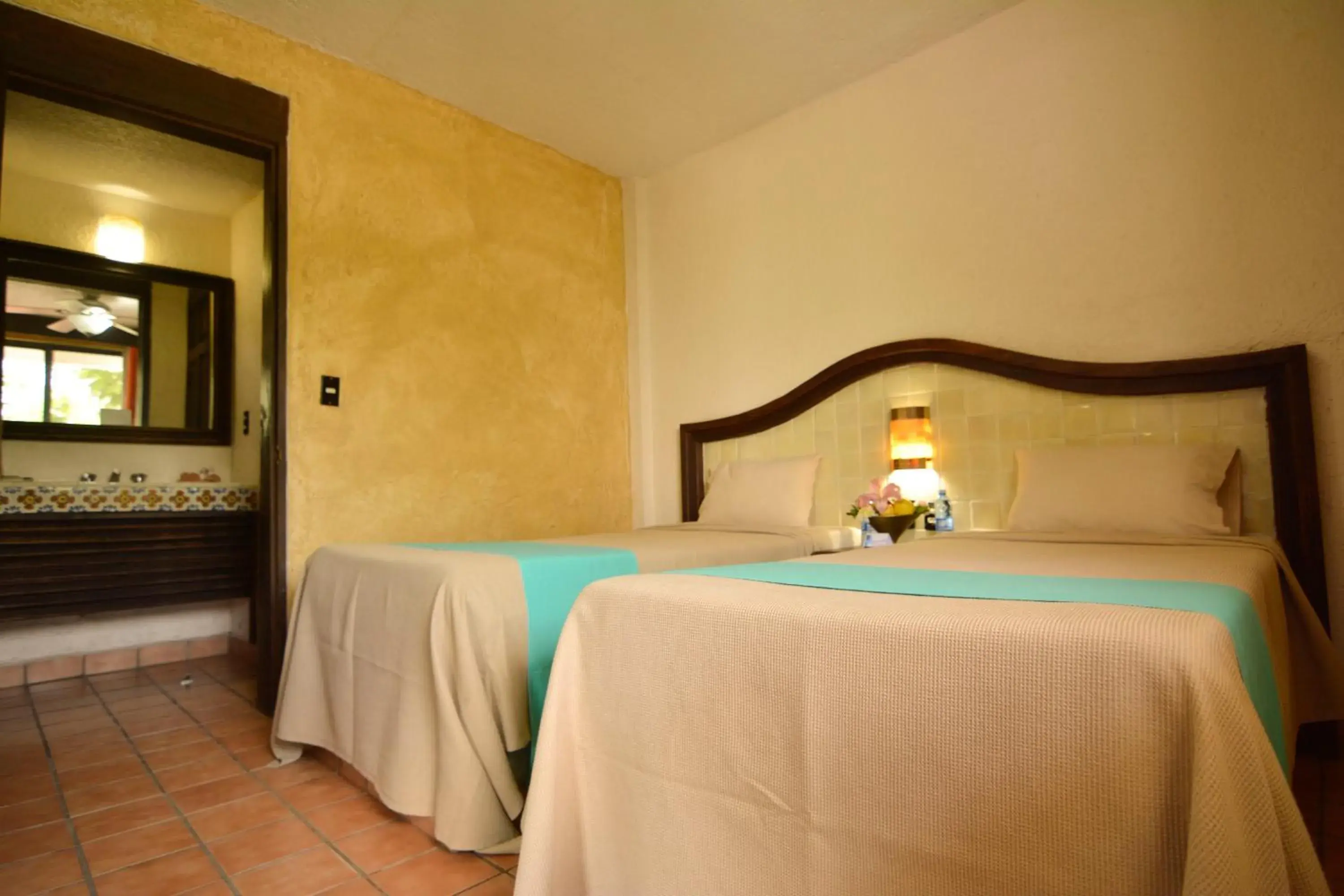 Bedroom, Bed in Hotel Coral Cuernavaca Resort & Spa