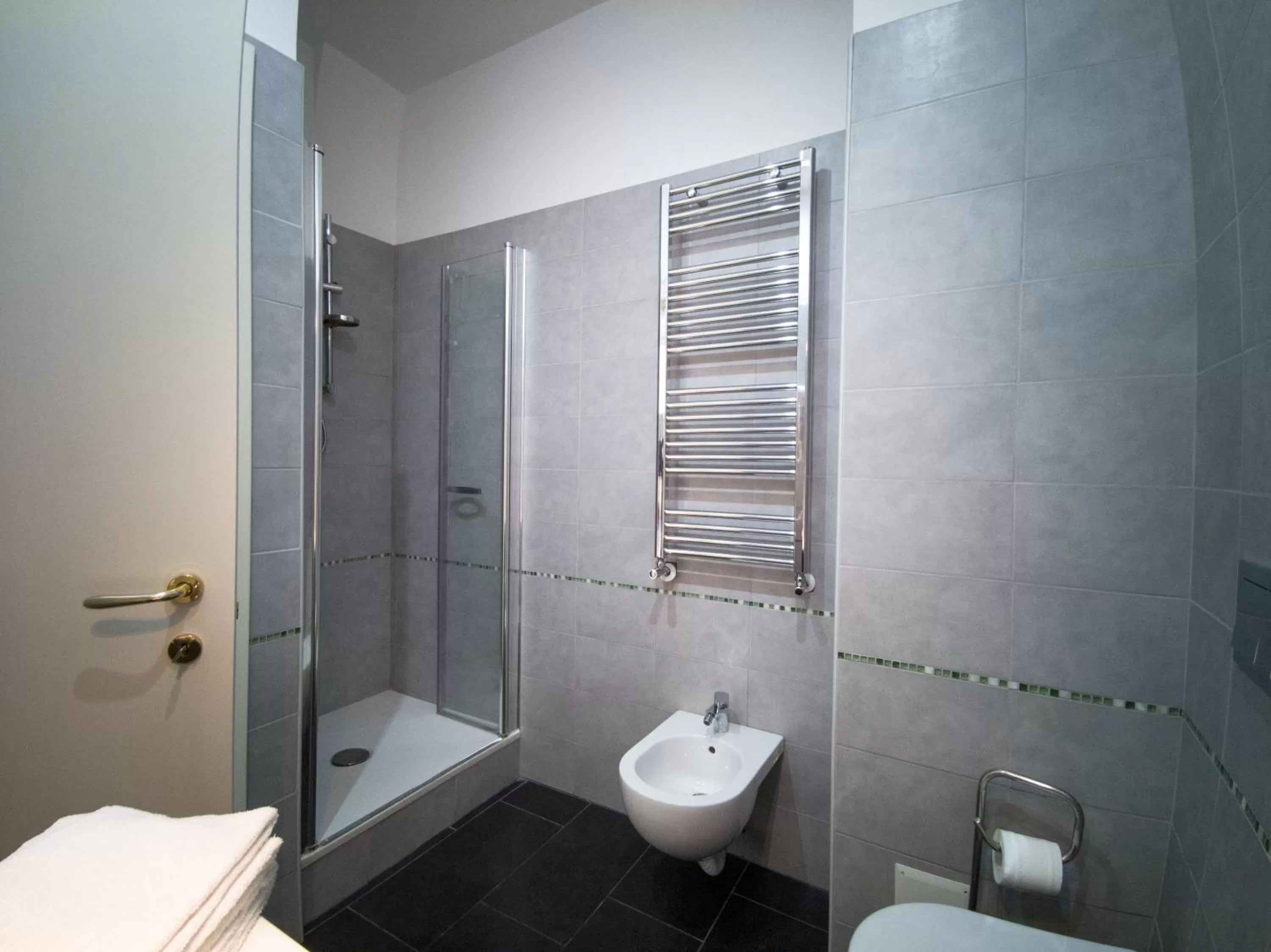 Bathroom in 5 sirene