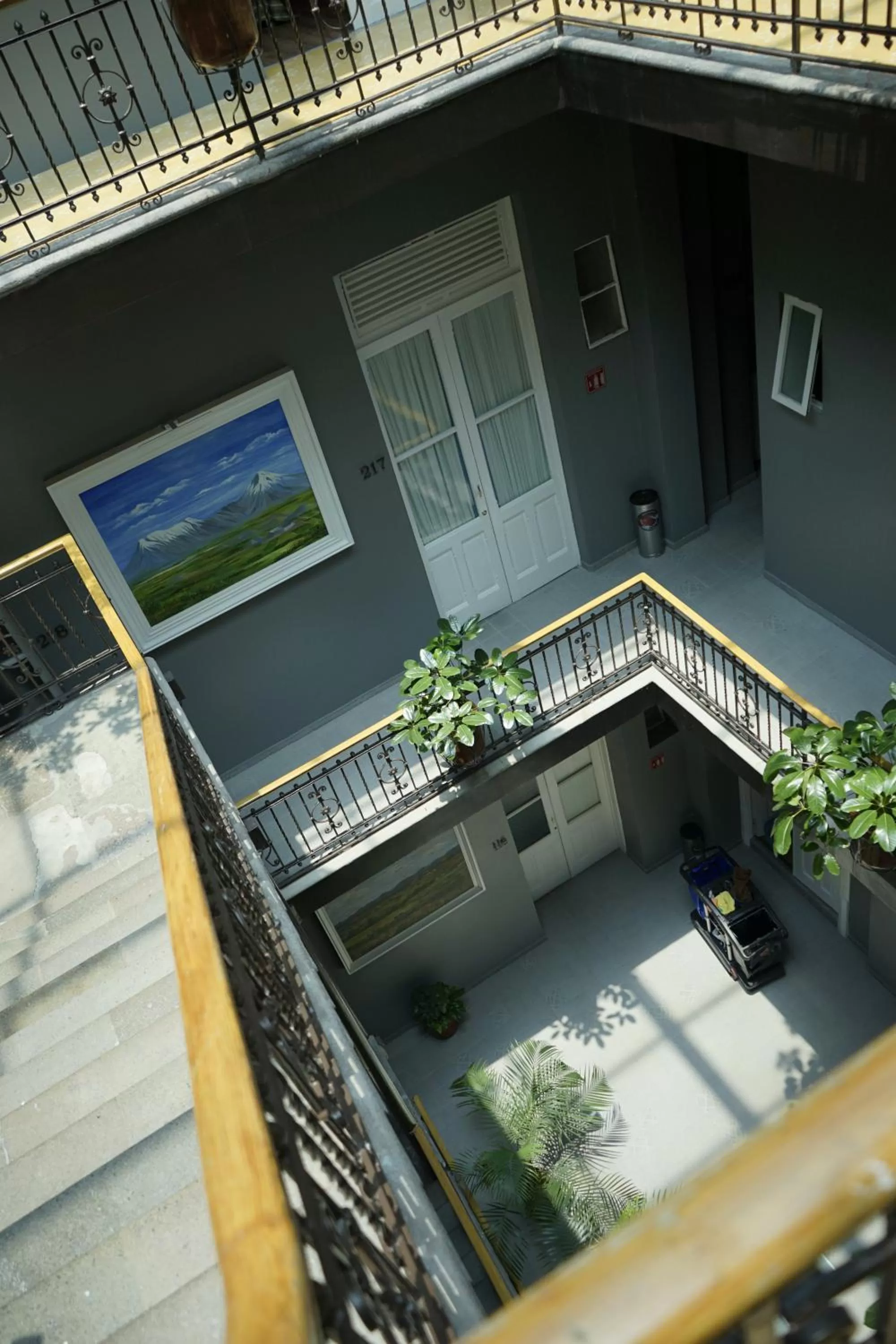 Property building in Hotel Principal