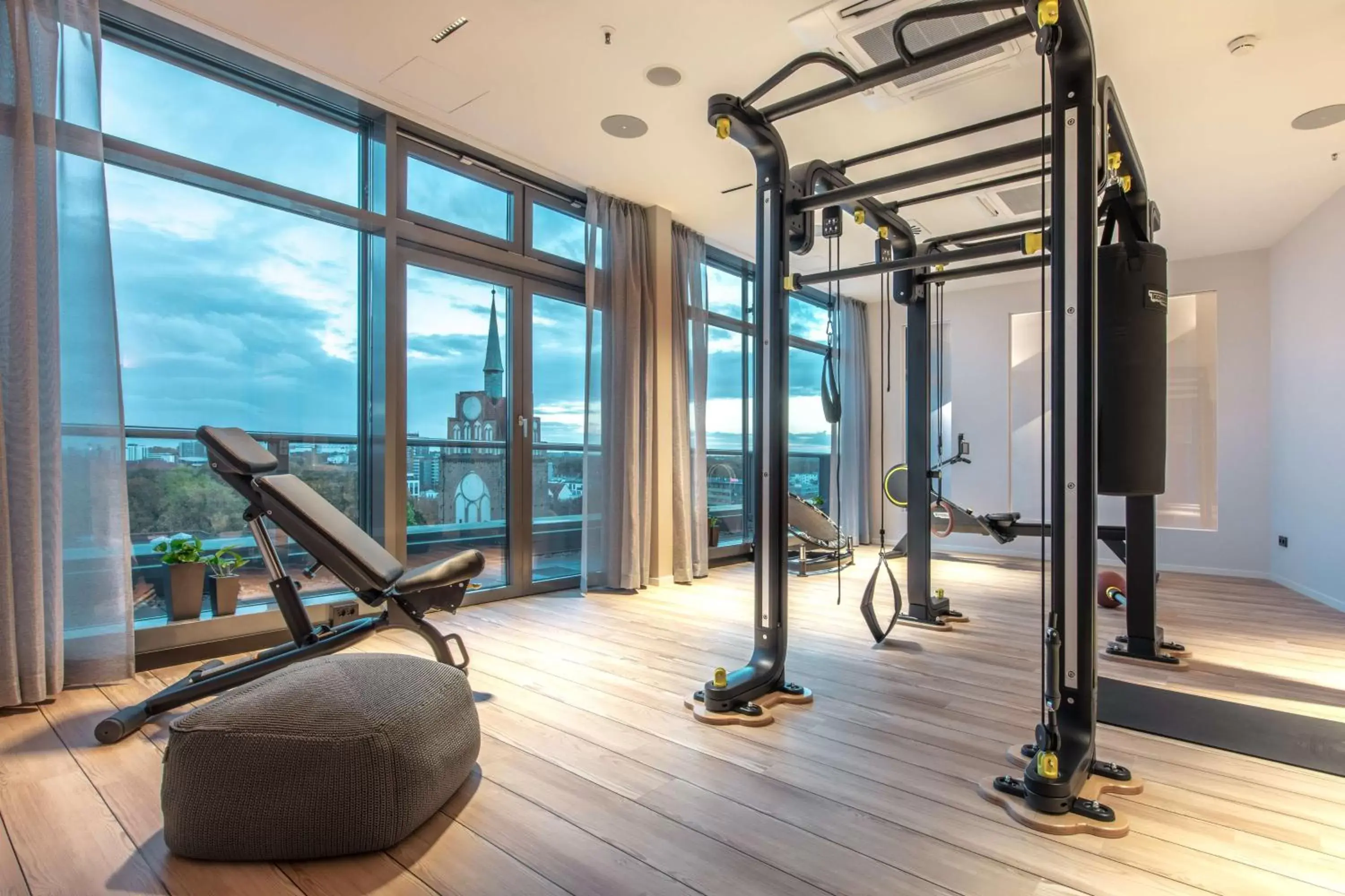 Night, Fitness Center/Facilities in Radisson Blu Hotel Rostock