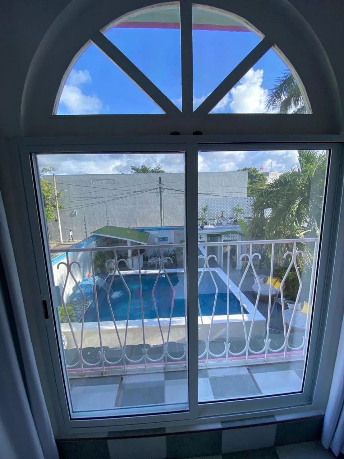 Pool View in The Quetzal