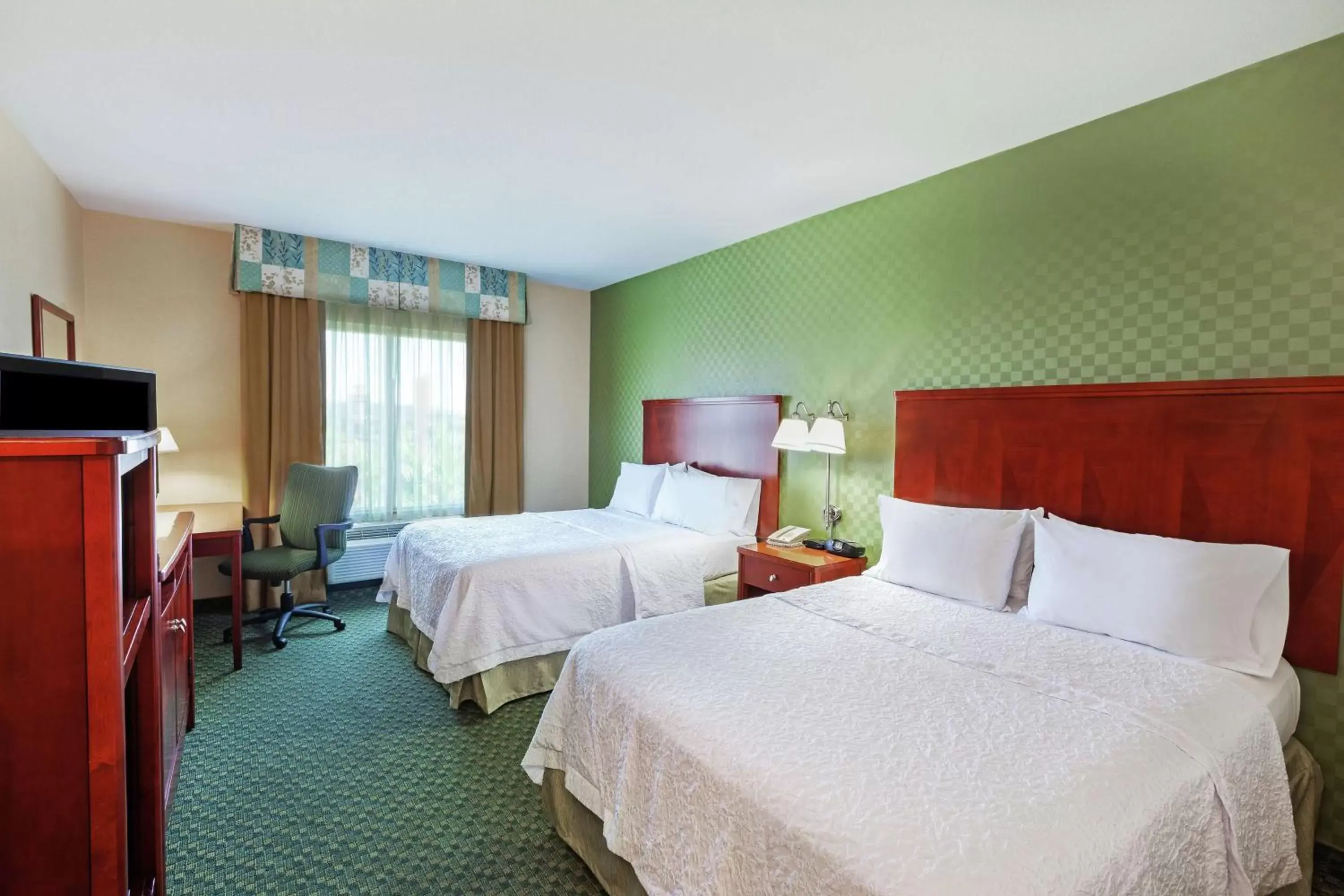 Bedroom, Bed in Hampton Inn & Suites El Paso West