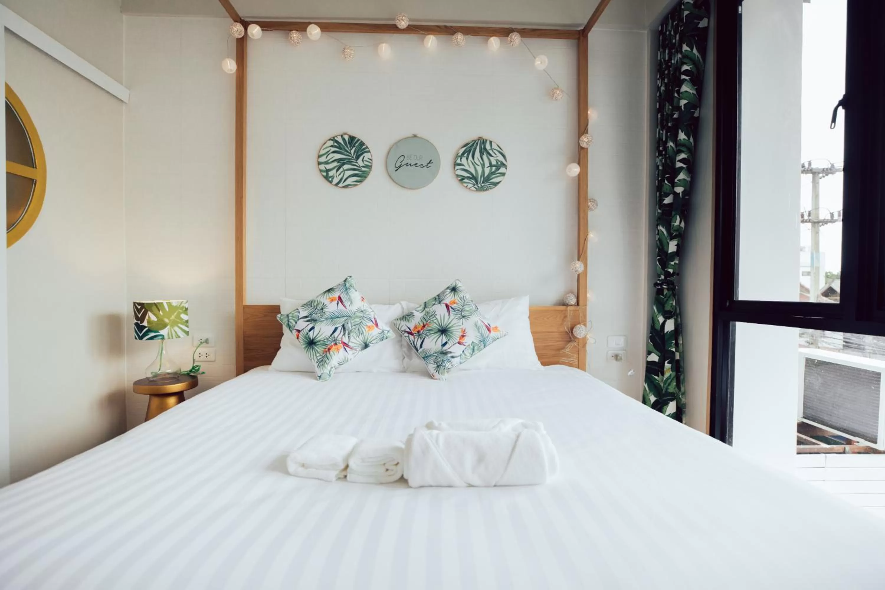 Bed in J's Cafe and Poshtel