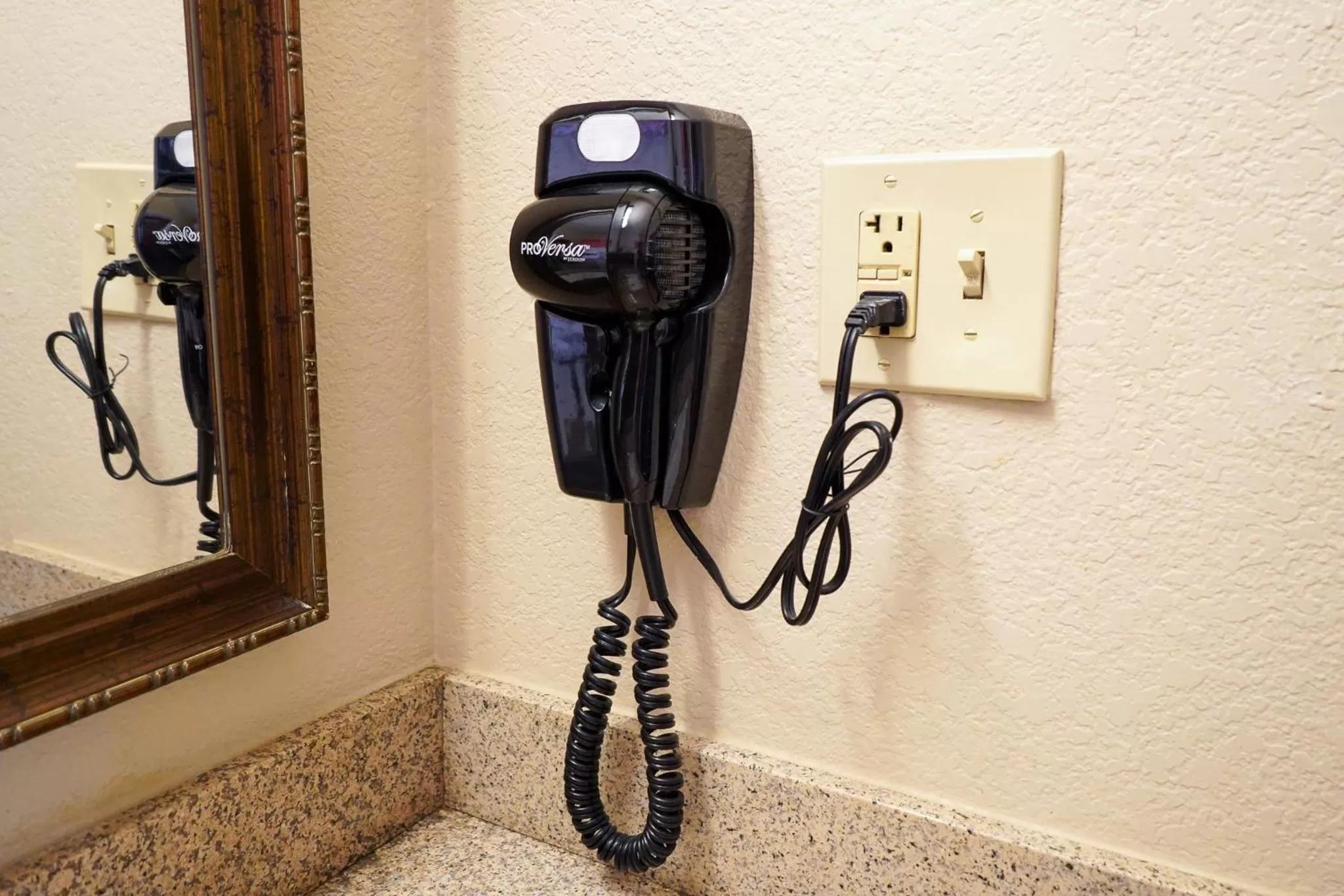 Bathroom in Rosen Inn International Near The Parks