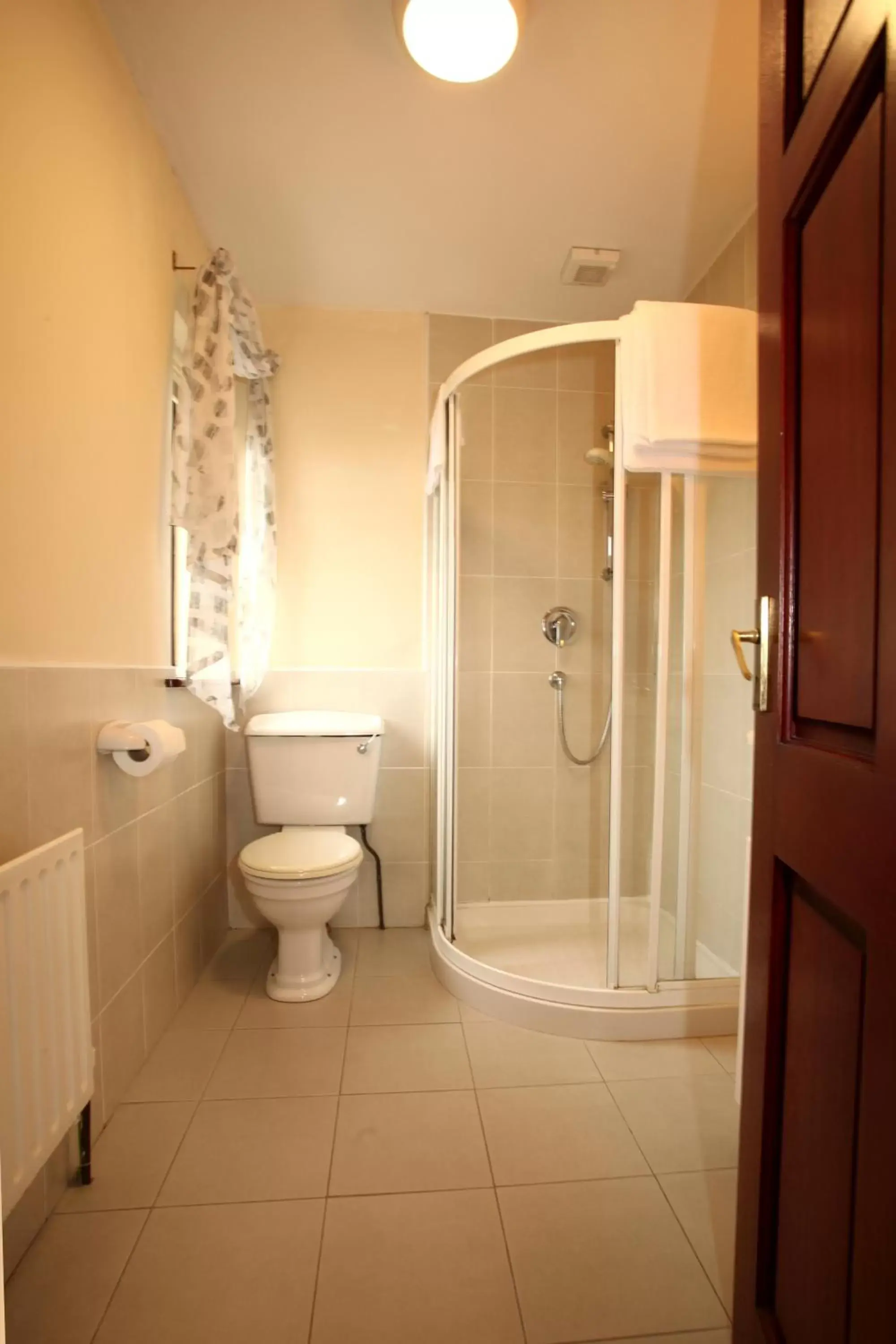 Shower, Bathroom in Doogarry House B&B