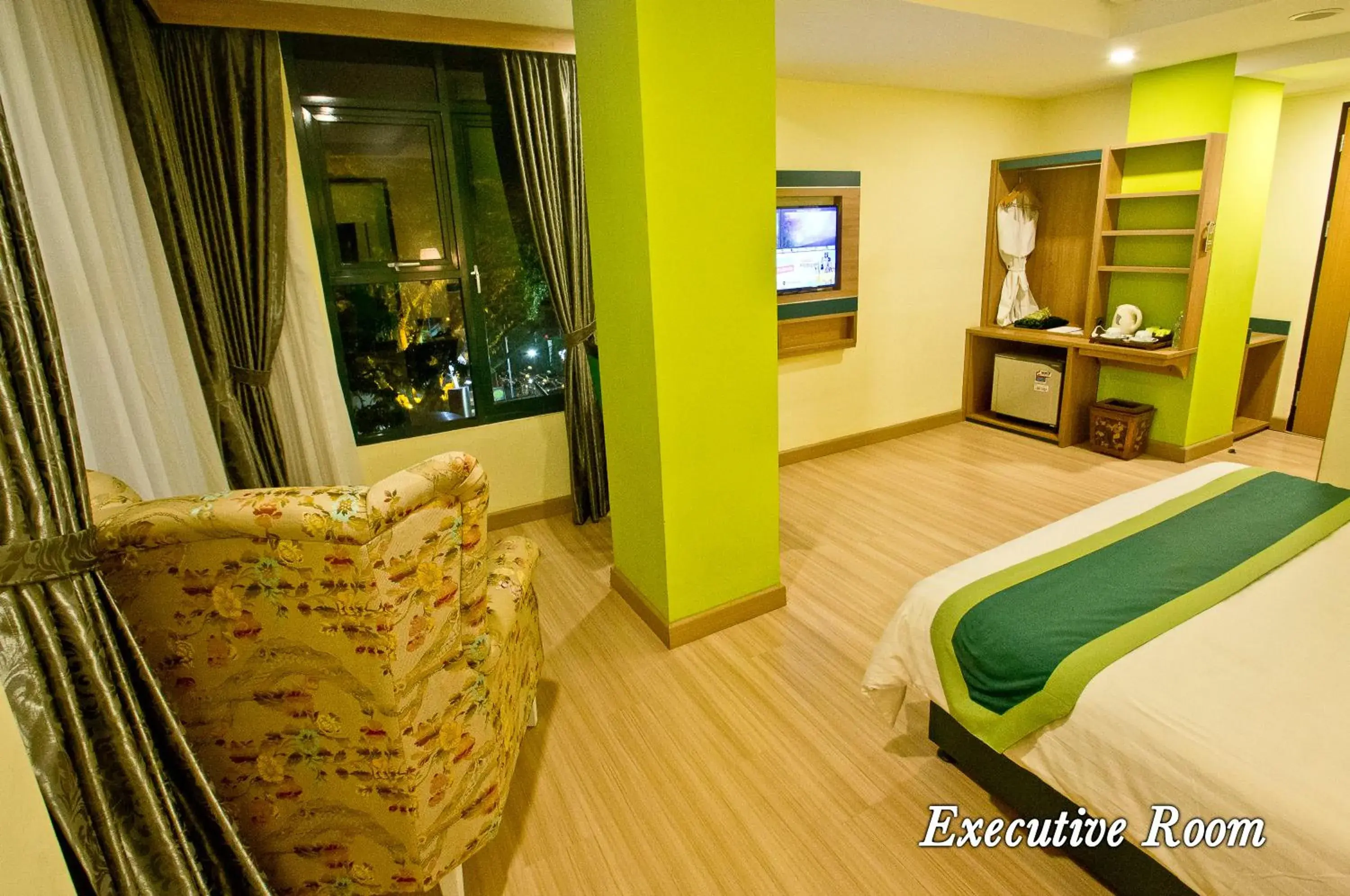 Bedroom, Bed in Green Batara Hotel