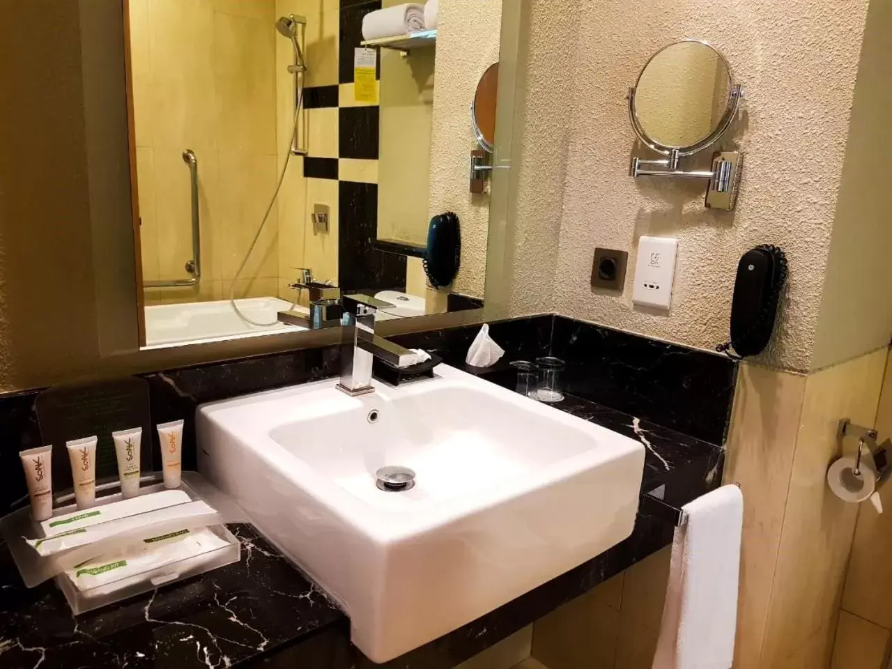 Bathroom in Holiday Inn Cikarang Jababeka, an IHG Hotel