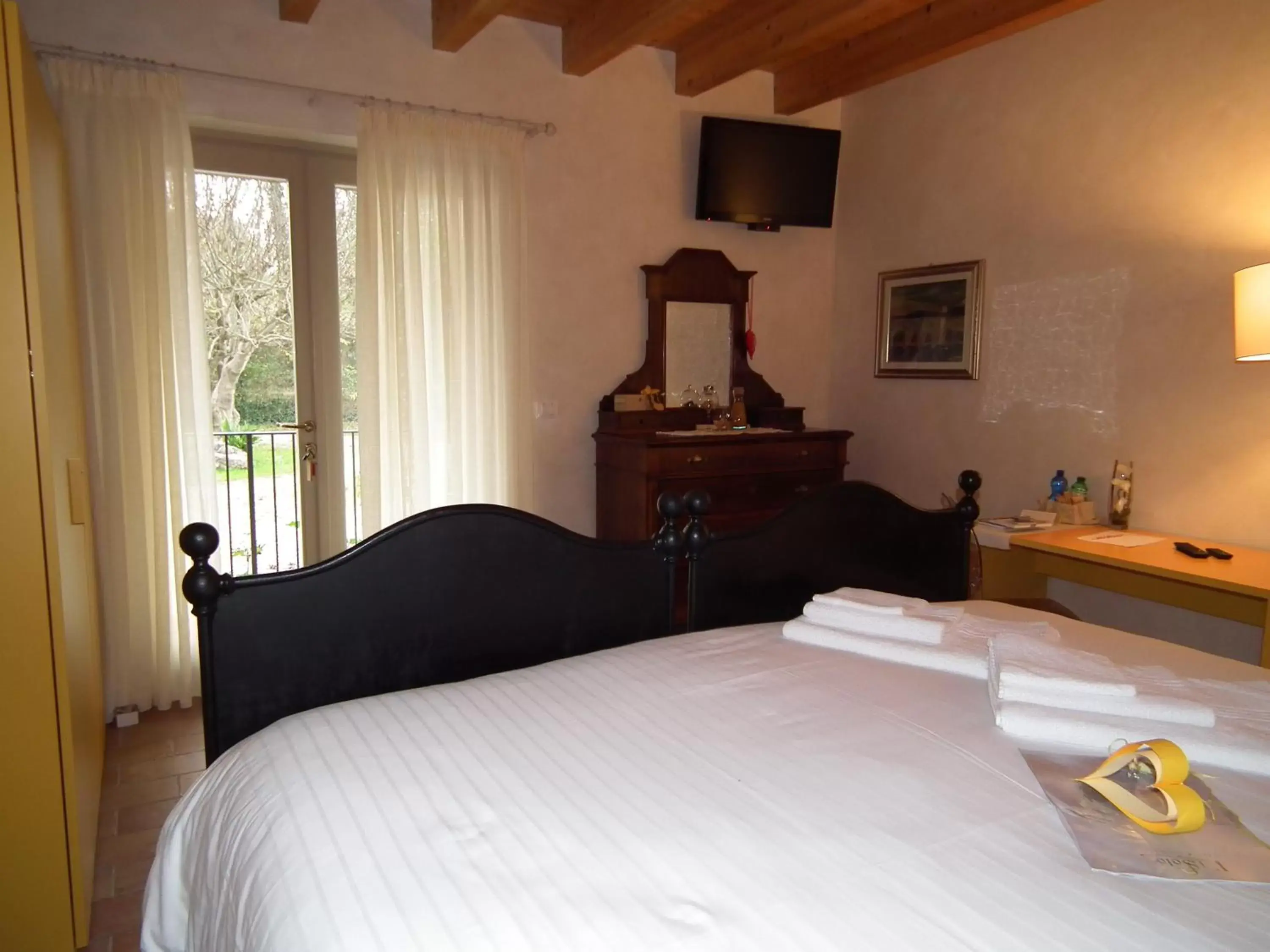 Bed in L'Isolo b&b e case vacanza