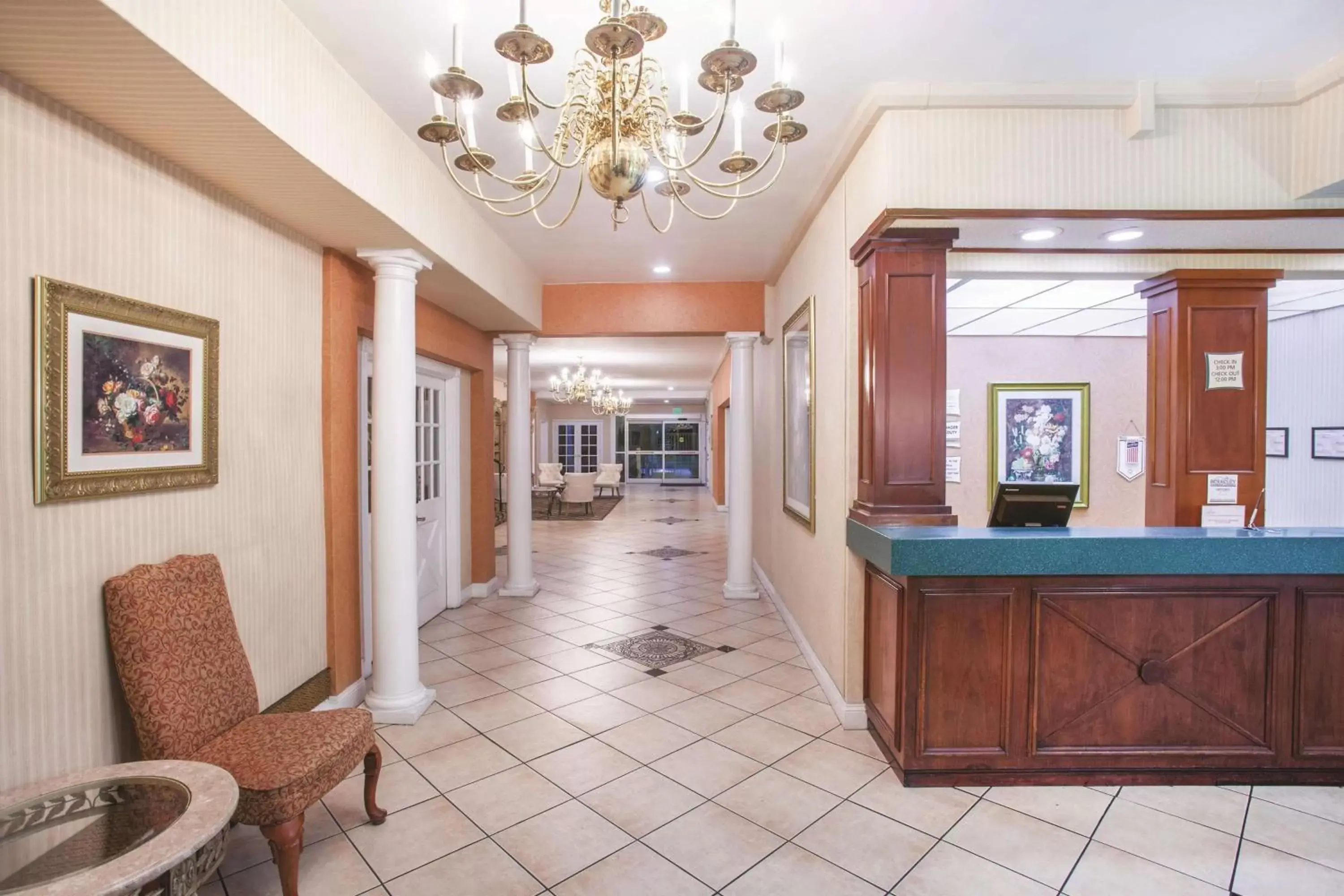 Lobby or reception in University Inn & Suites Berkeley Lobby or reception in University Inn & Suites Berkeley