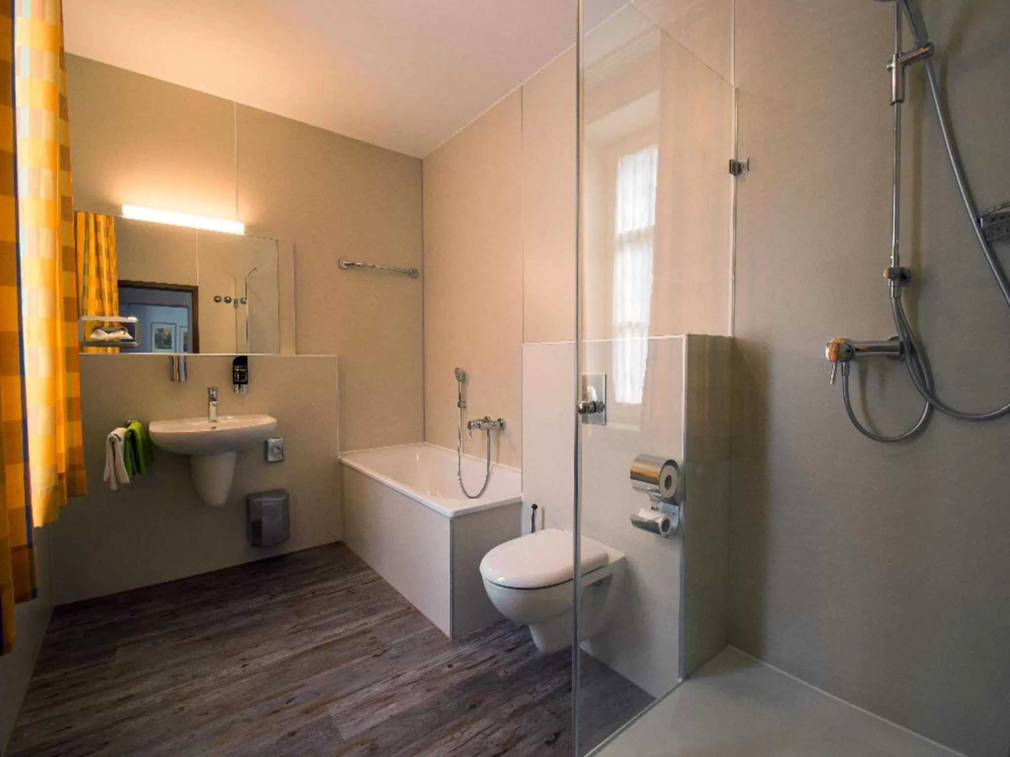 Bathroom in Altstadt-Hotel
