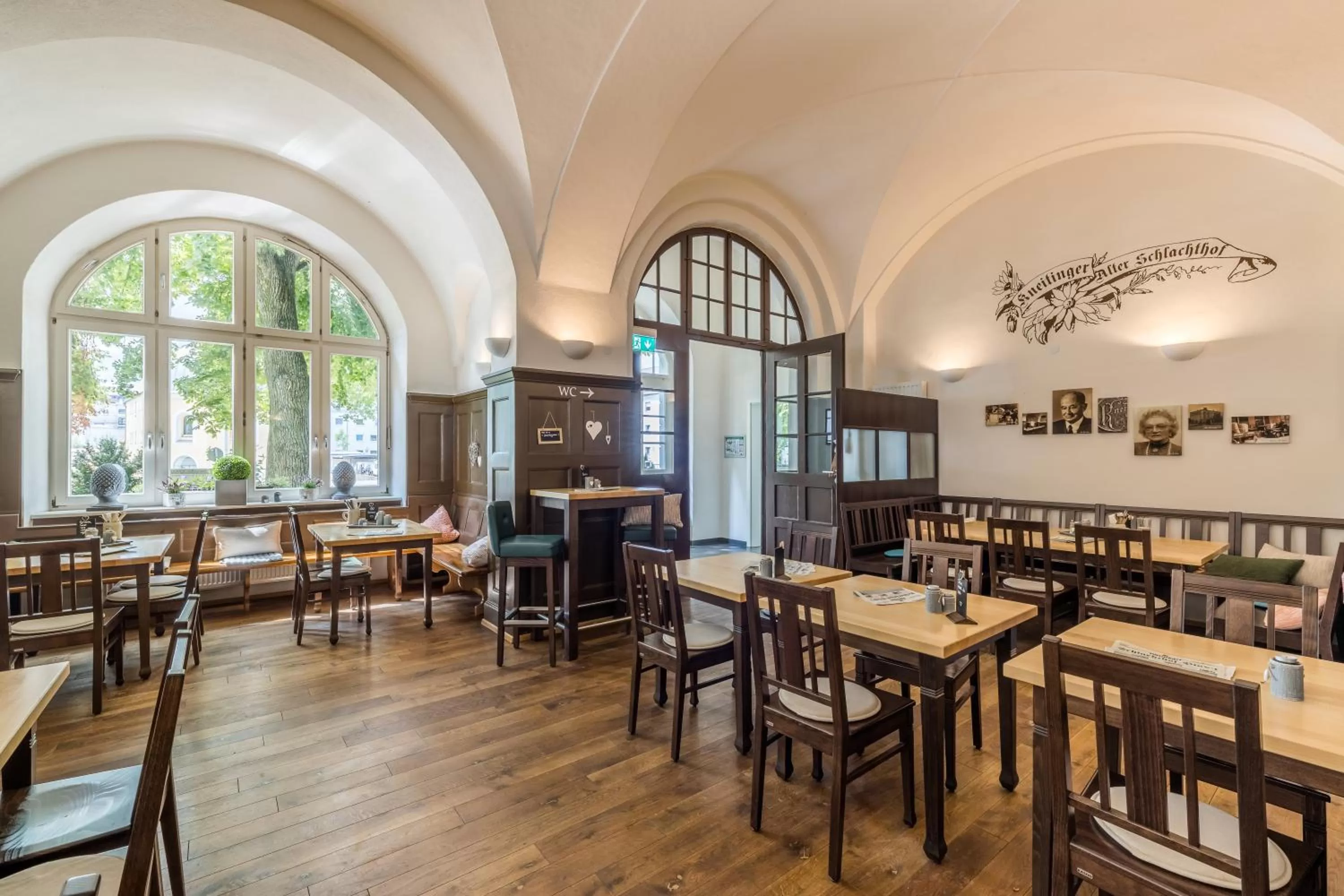 Restaurant/places to eat in Riemhofer Alter Schlachthof