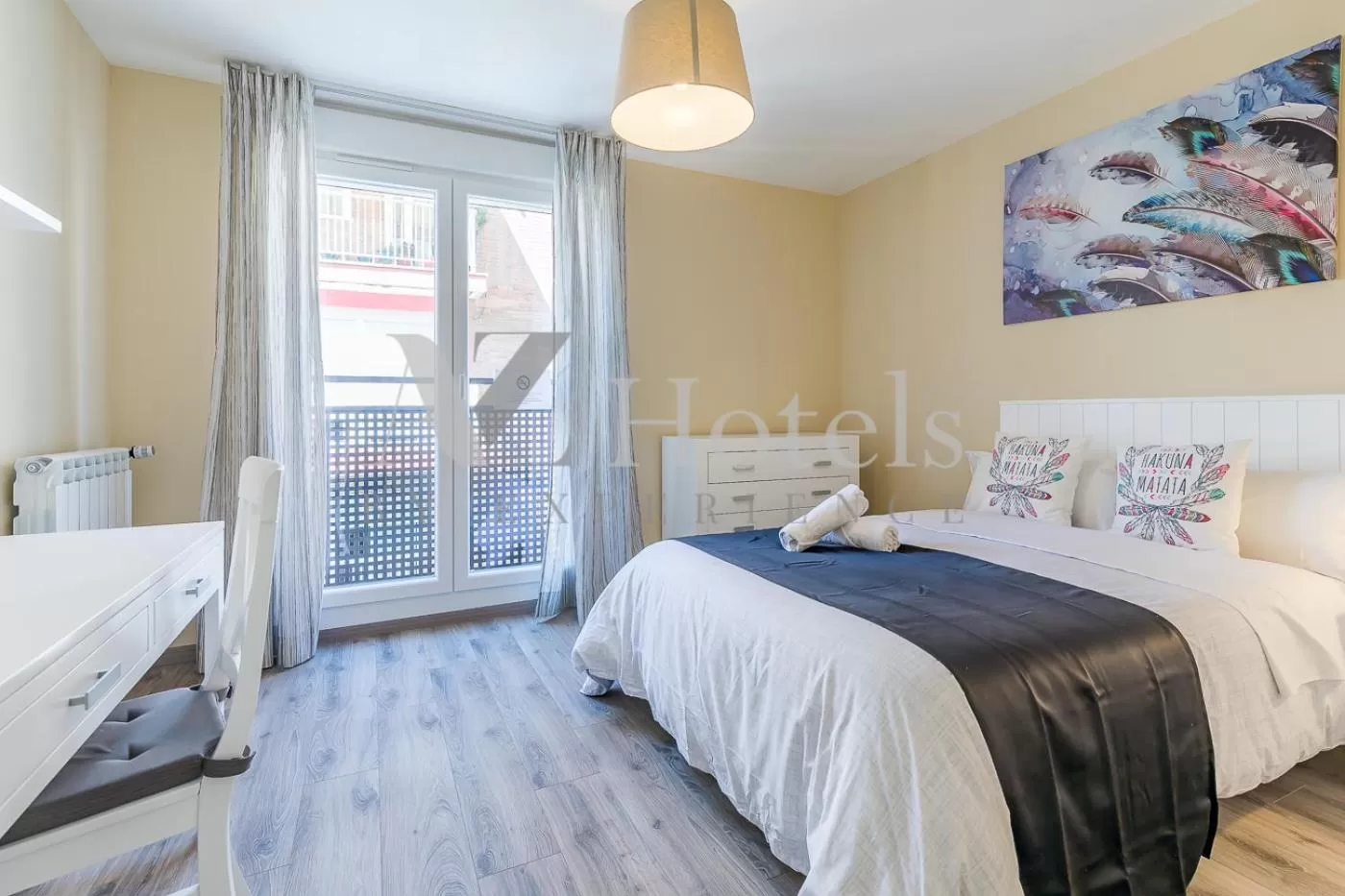 Photo of the whole room, Bed in AYZ Villegas - Auto check-in property