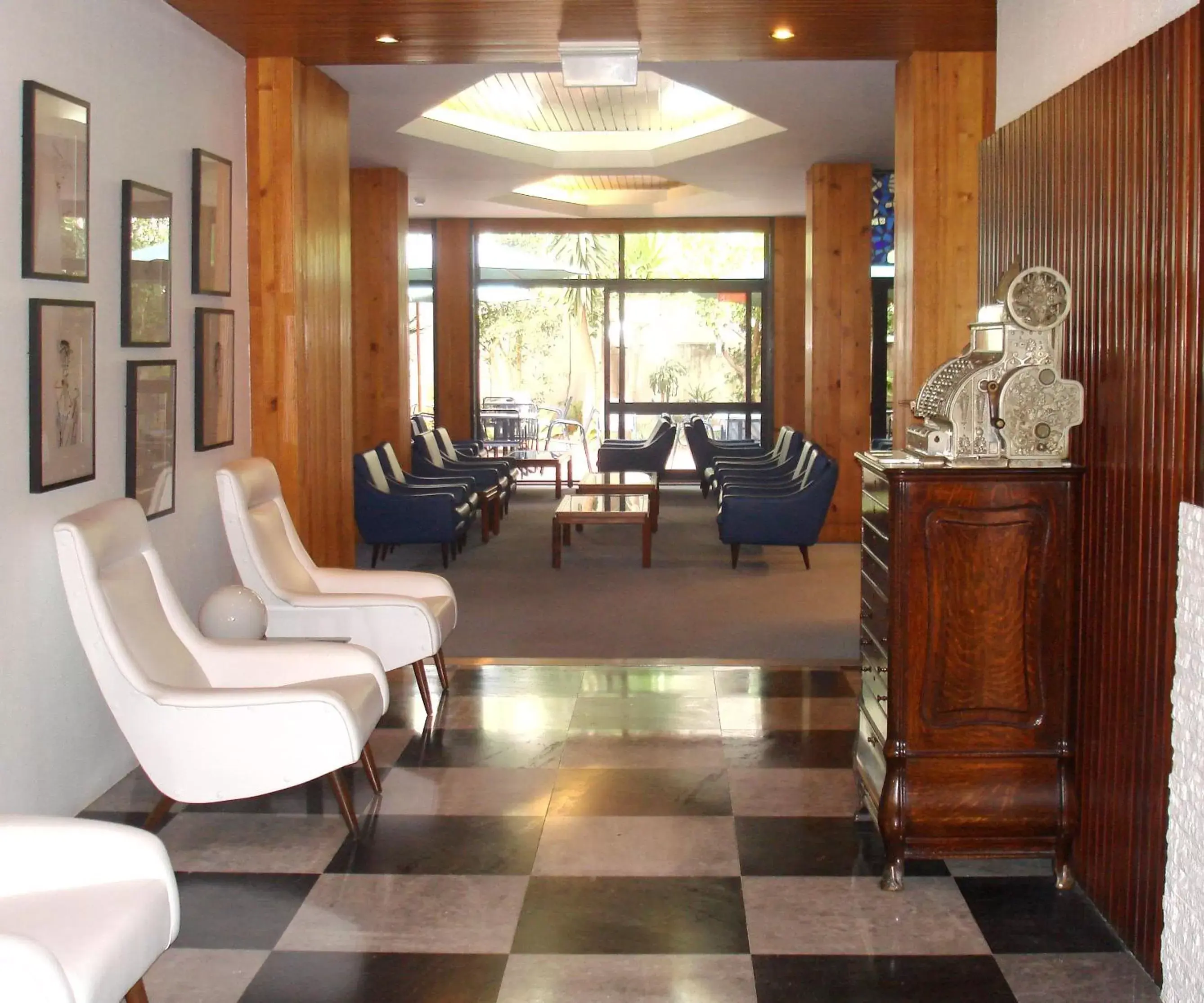 Lounge or bar, Lobby/Reception in Hotel do Carmo