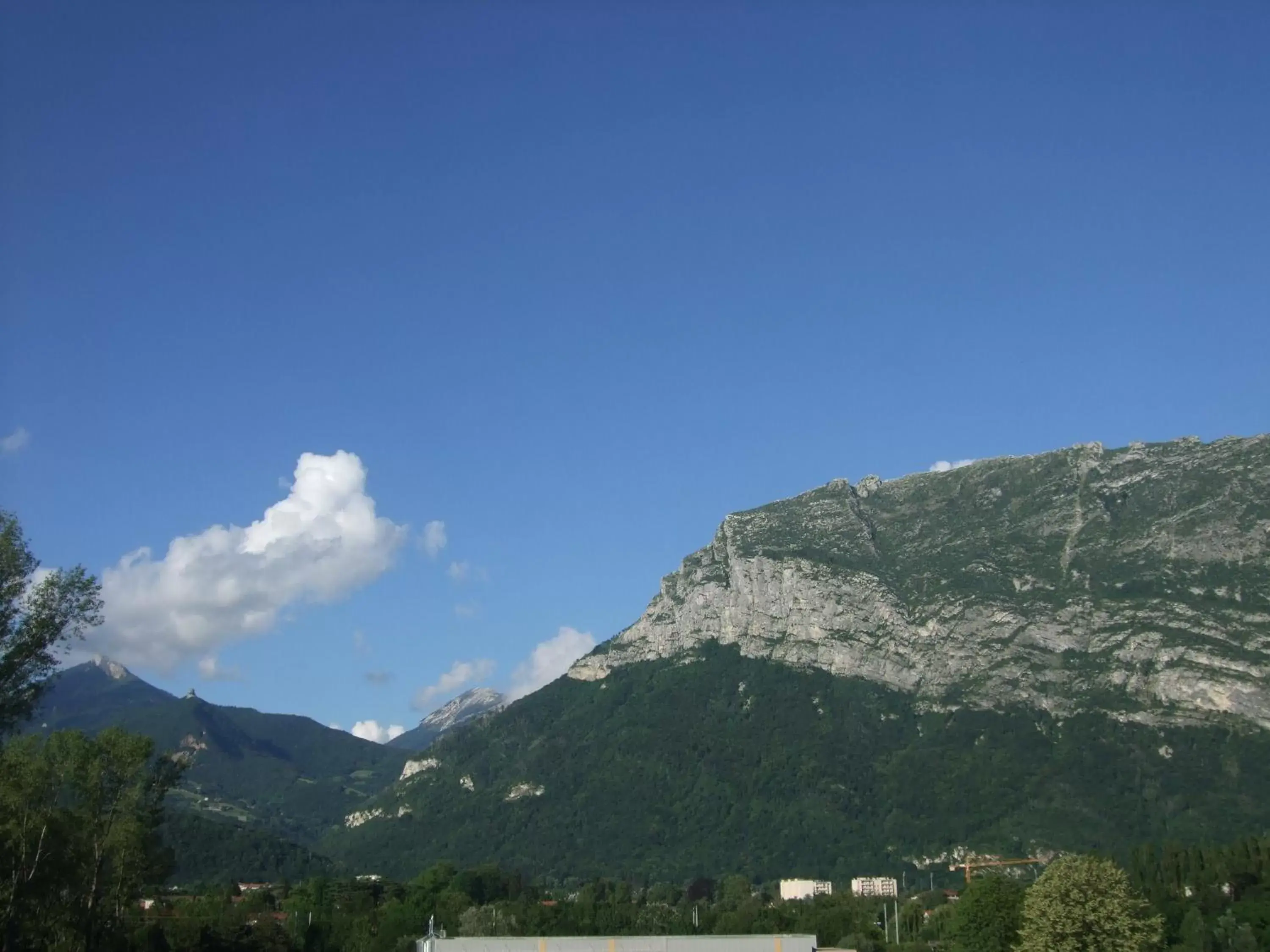 Area and facilities, Mountain View in Ekho Hotel Grenoble Nord Saint Egrève