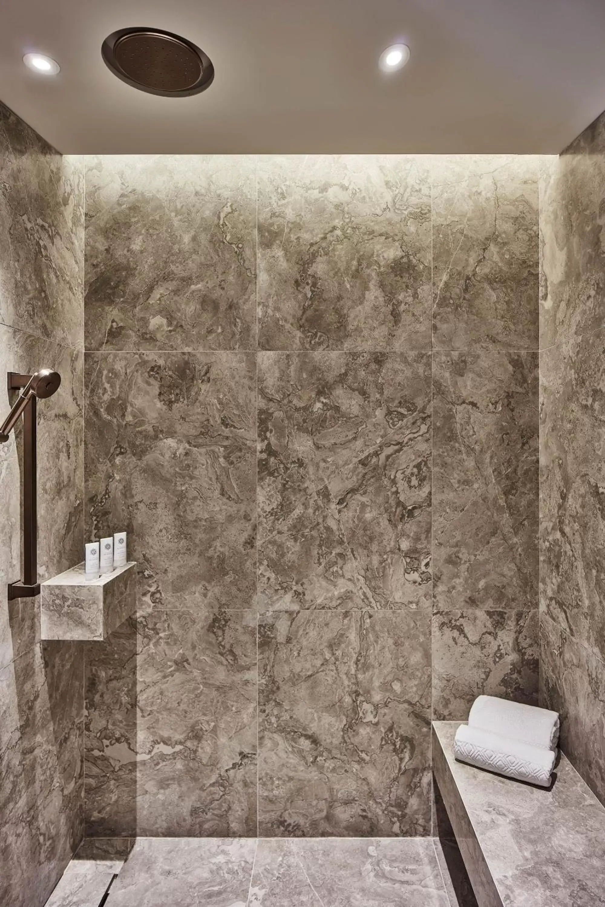 Bathroom in The St. Regis Hong Kong