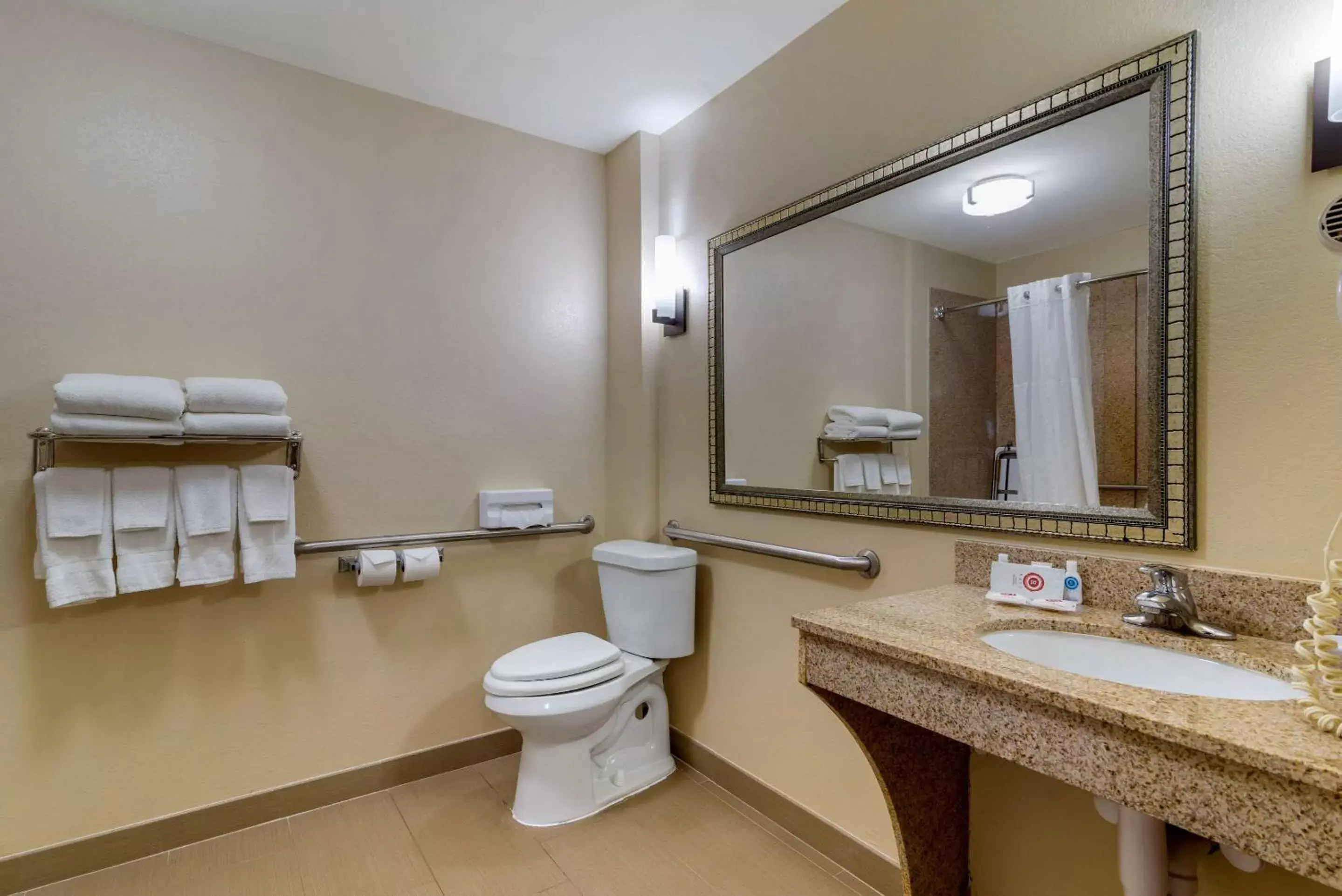 Bathroom in Comfort Inn & Suites Montgomery Eastchase