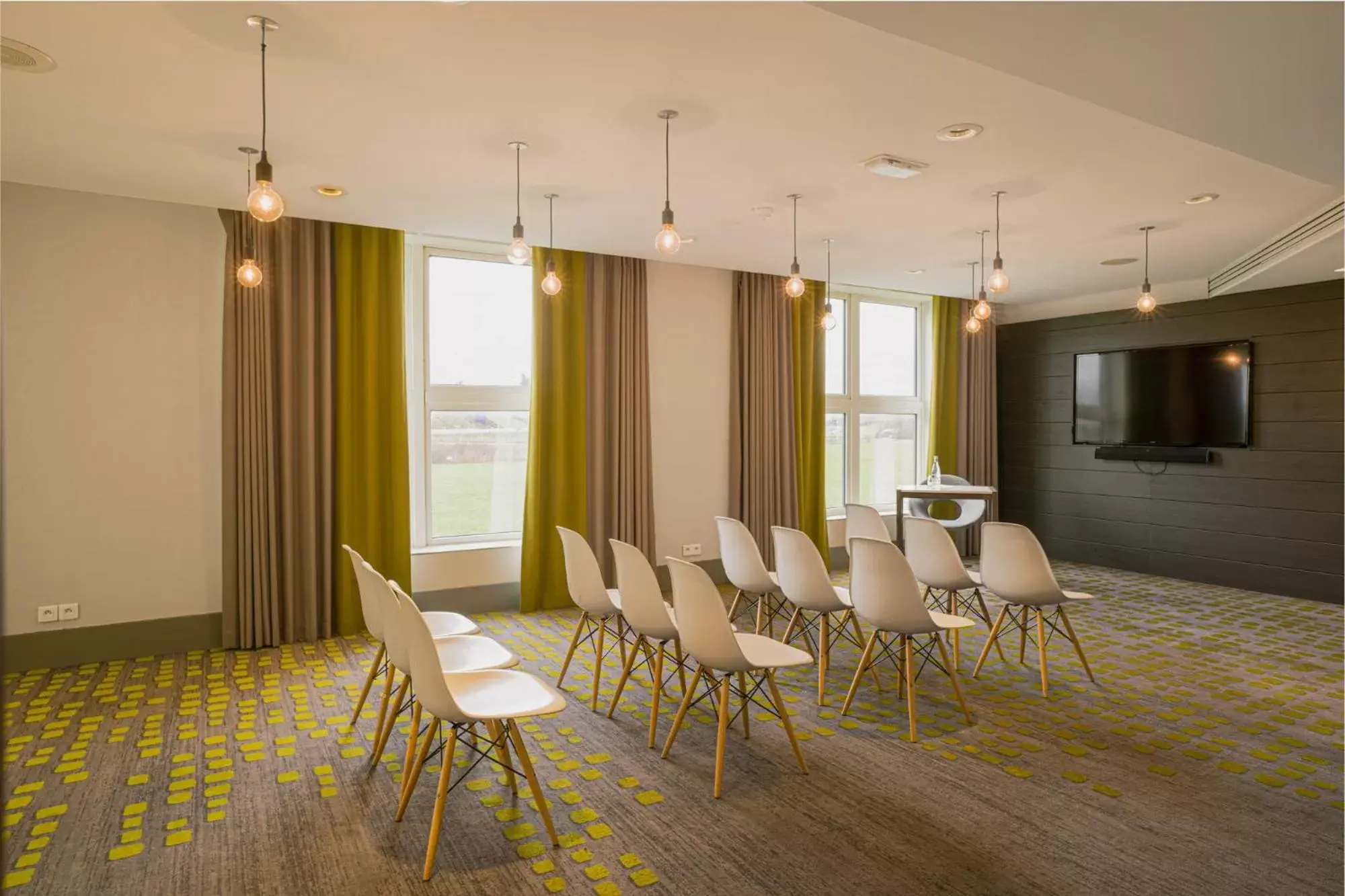 Meeting/conference room in The Atrium Hotel & Conference Centre Paris CDG Airport, by Penta