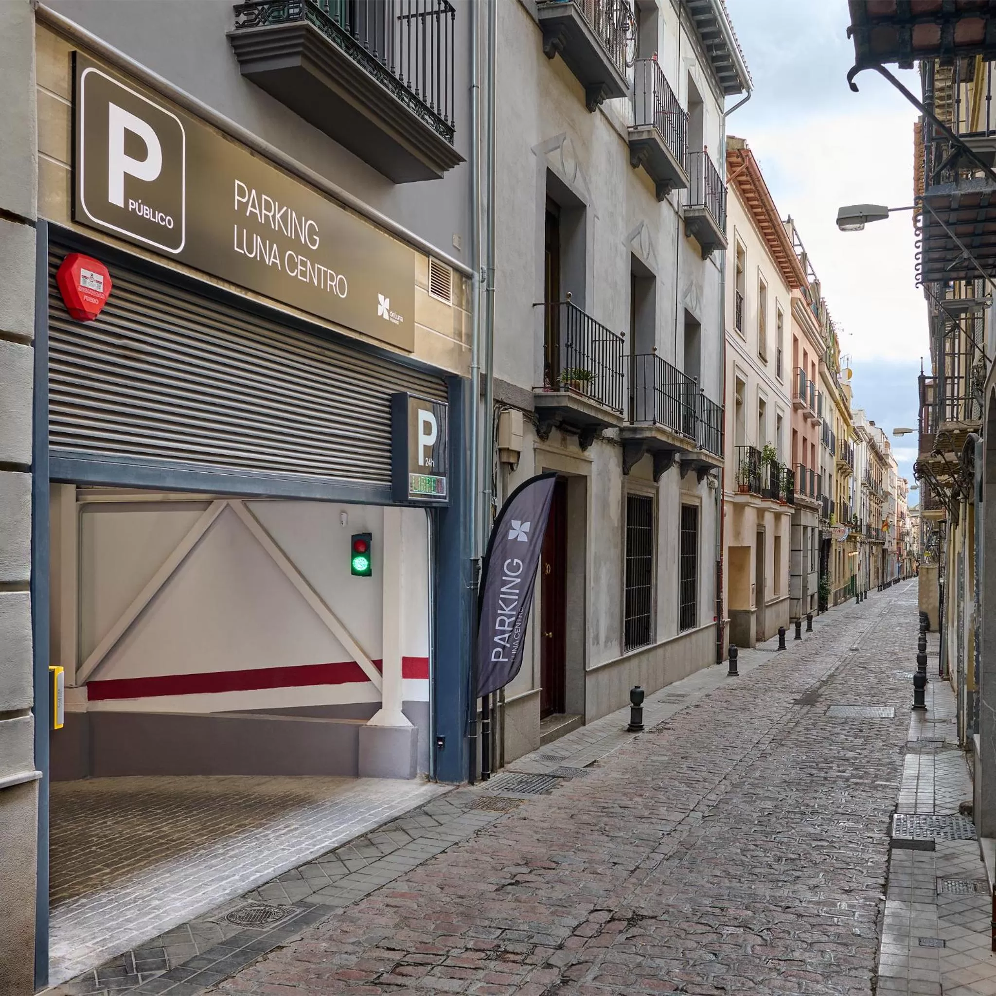 Parking in Boutique Hotel Luna Granada Centro