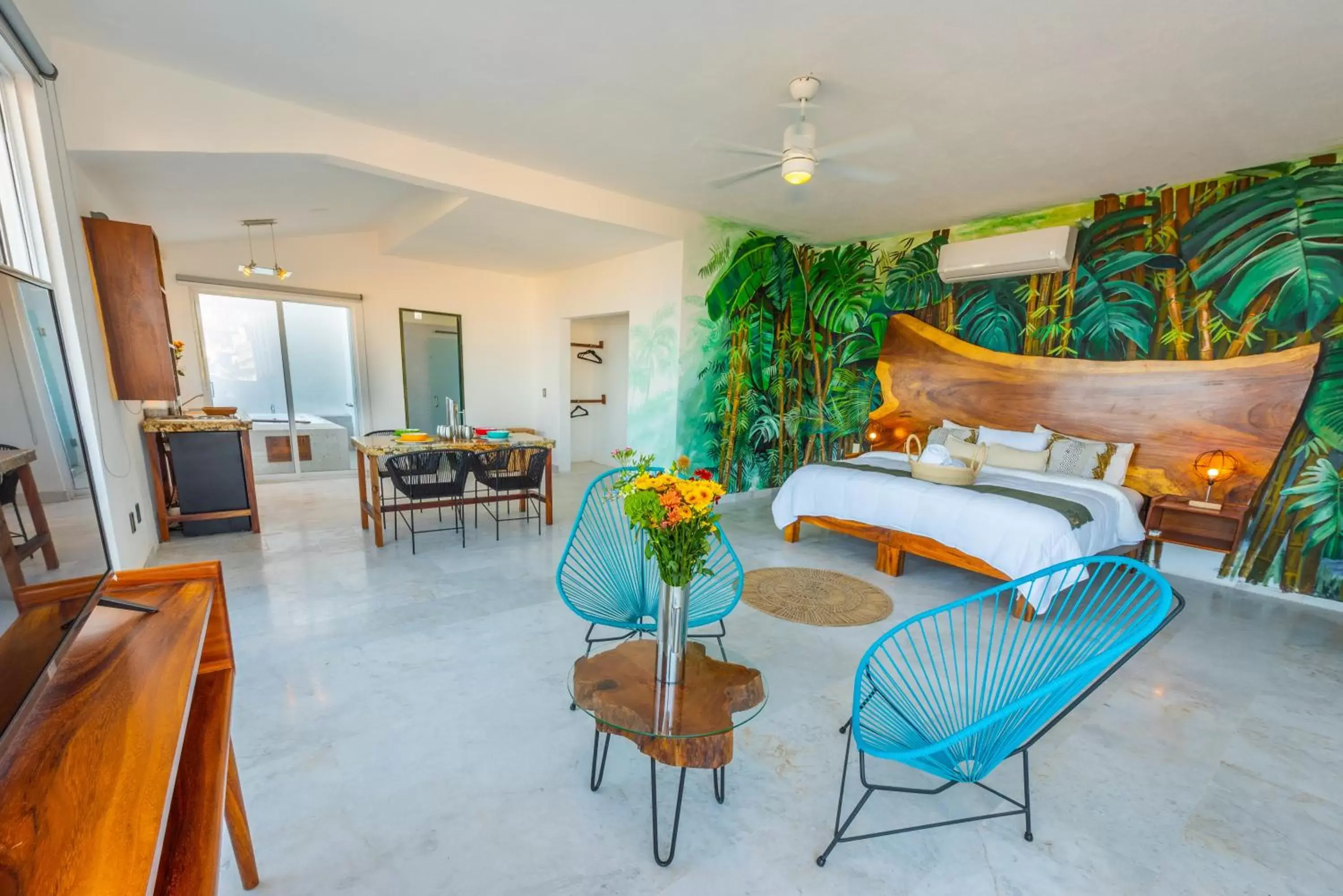 Living room, Seating Area in La Casa Blanca