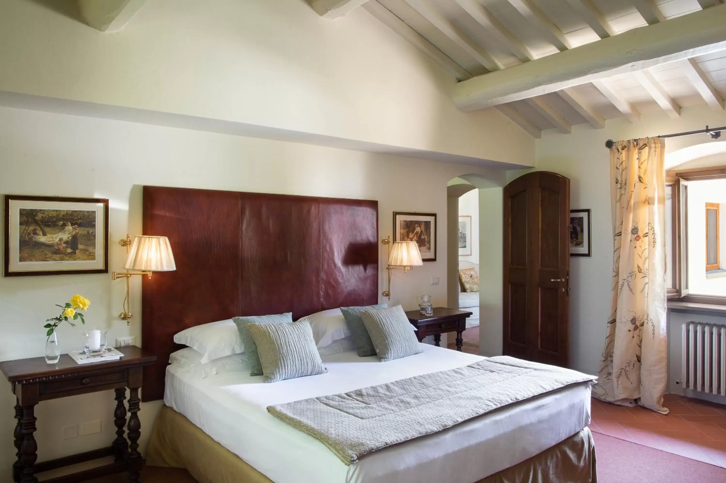 Bedroom, Bed in VIESCA Suites & Villas Il Borro Toscana