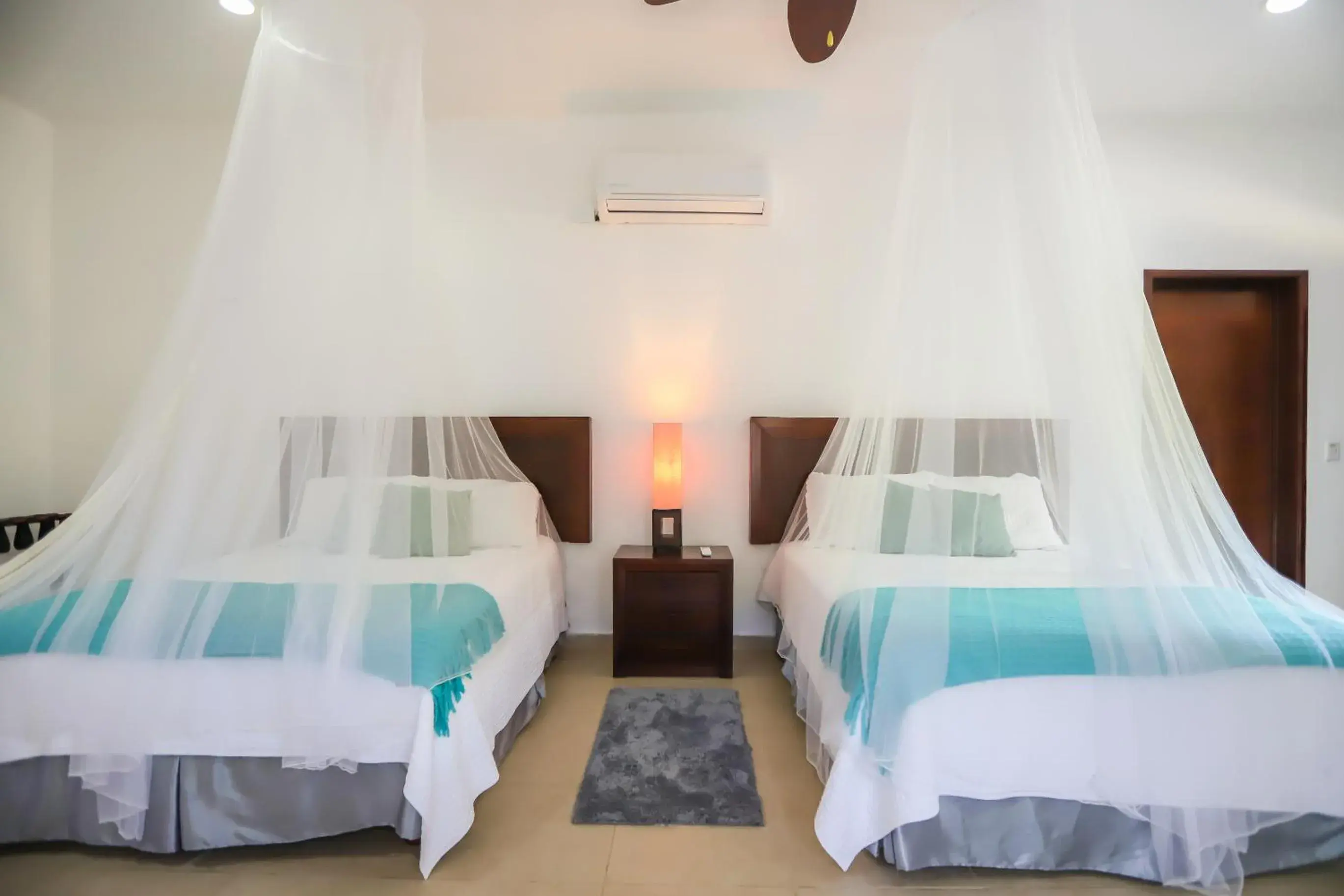 Master Suite Room with Two Queen Beds with Hot Tub in Mayan Secret Hotel Boutique
