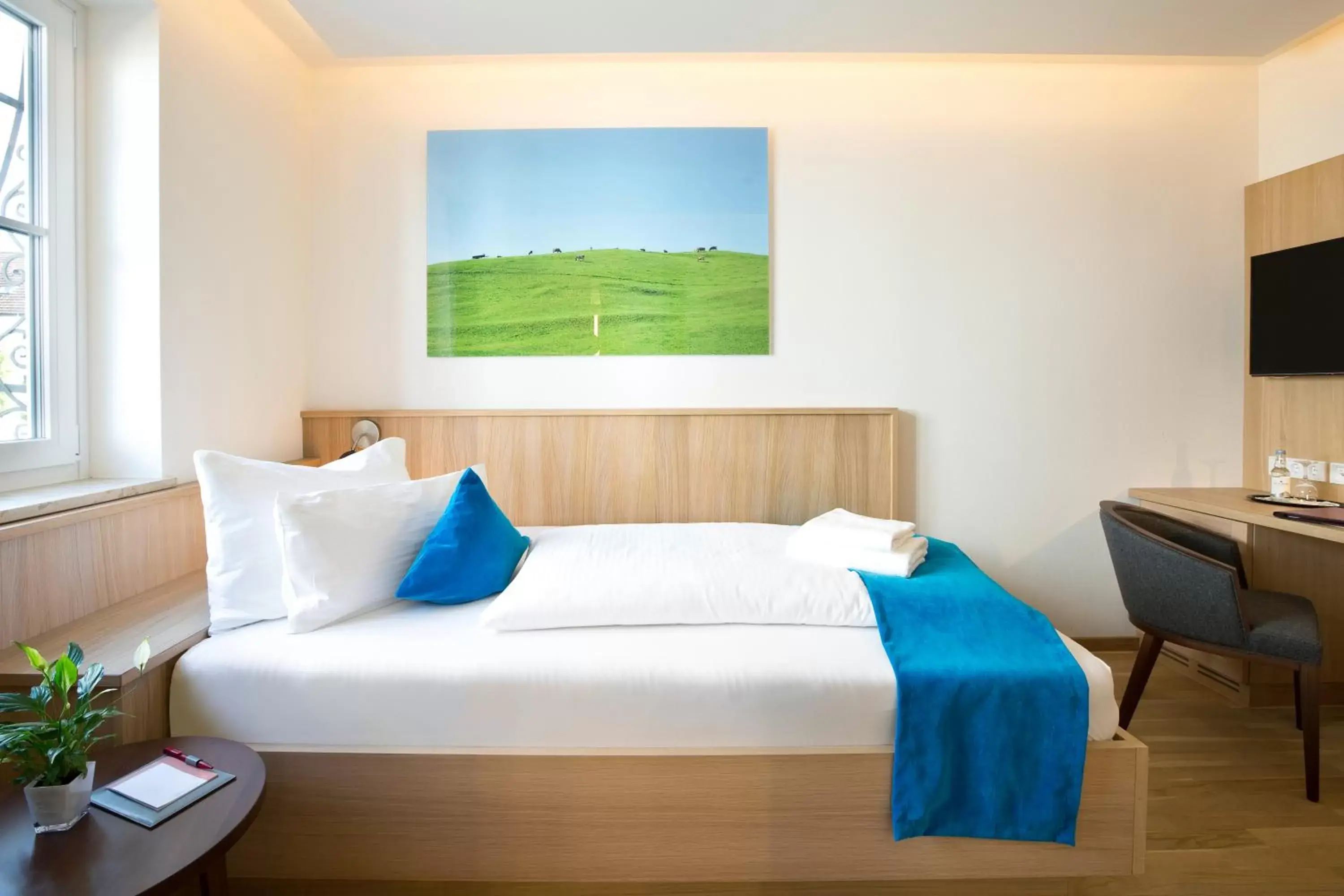Bed in Hotel Hirsch