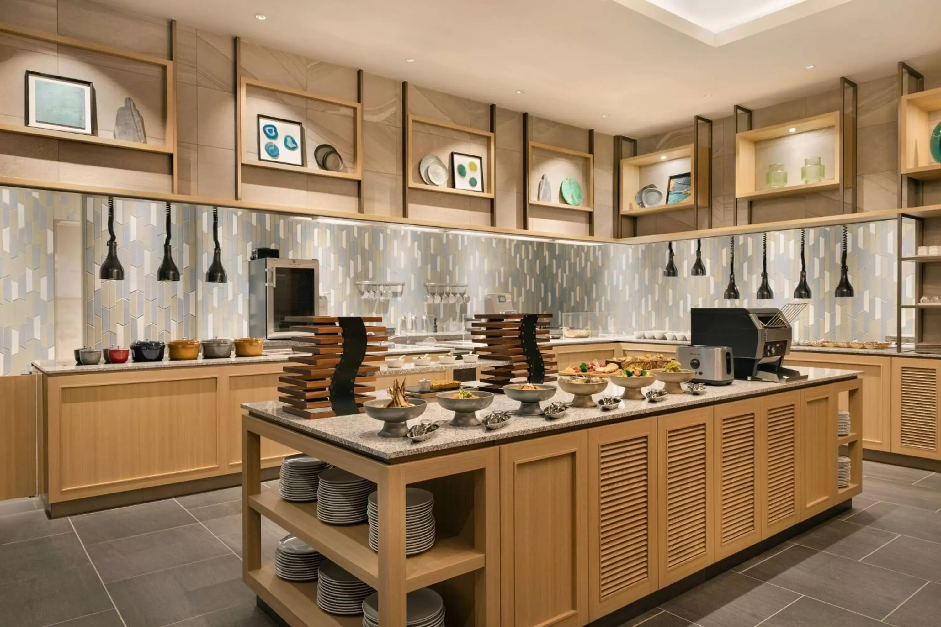 Restaurant/places to eat in DoubleTree by Hilton Toyama Restaurant/places to eat in DoubleTree by Hilton Toyama