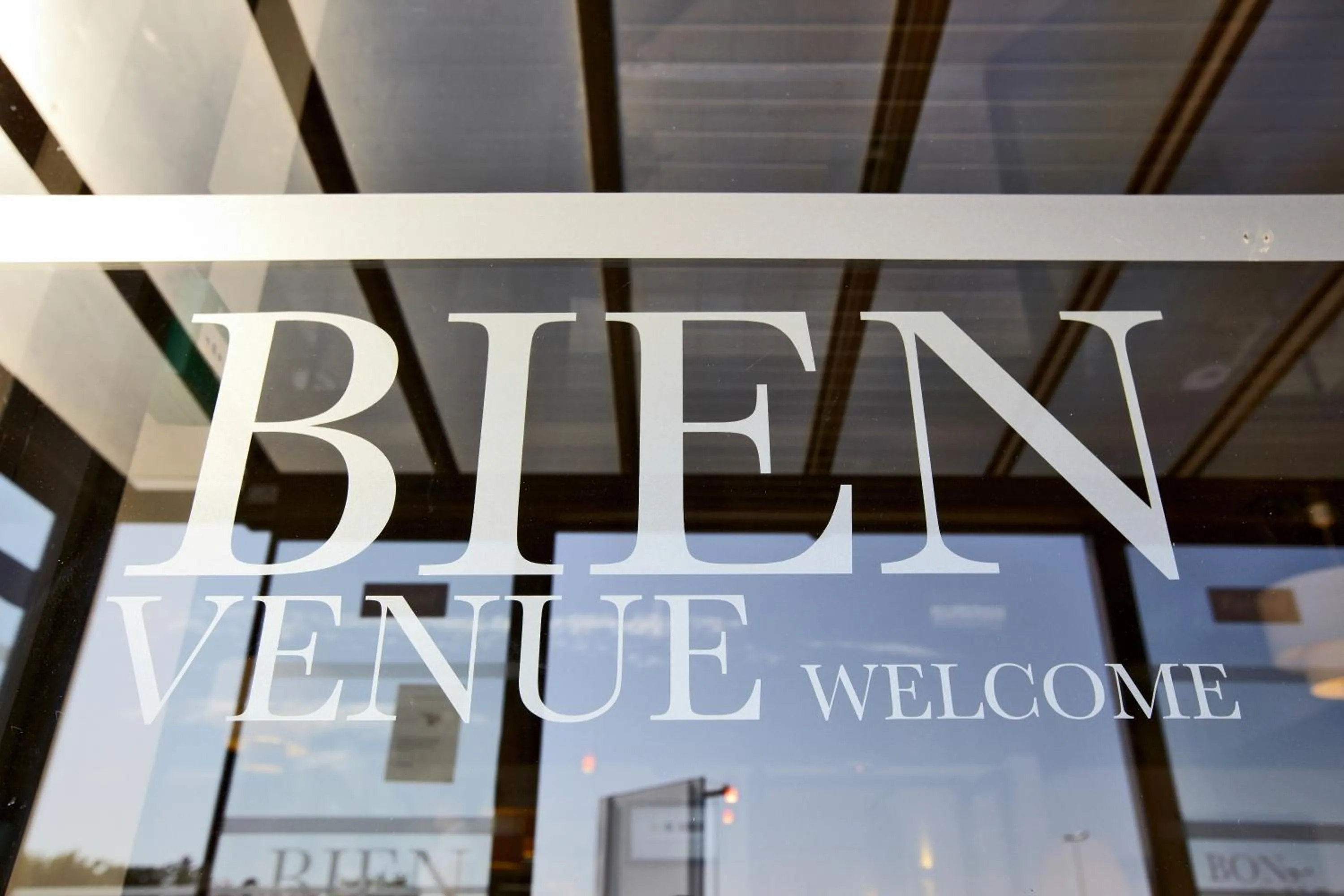 Facade/entrance in Kyriad Paris 12 - Nation