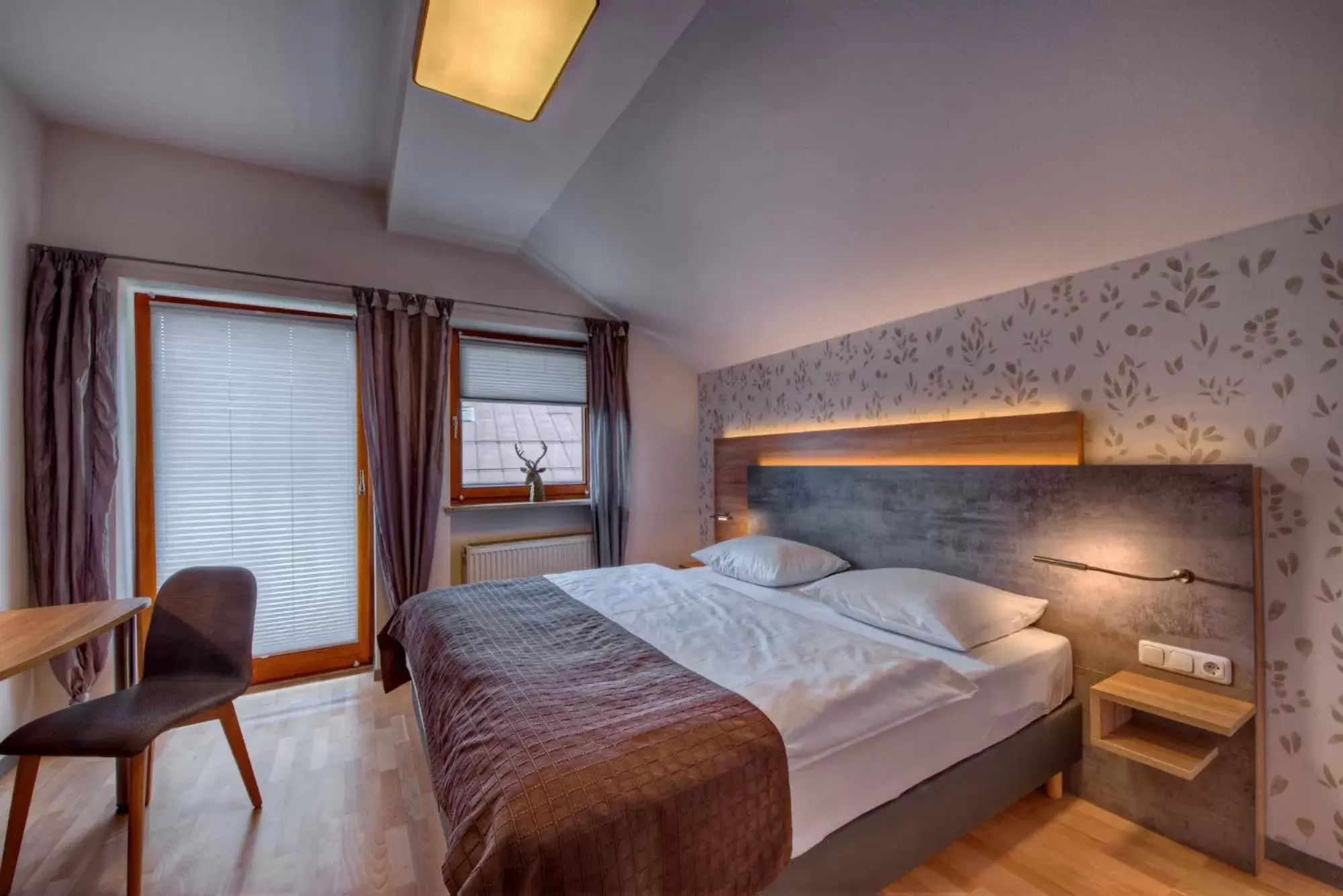 Bedroom, Bed in Allgäuer Panoramahotel Bedroom, Bed in Allgäuer Panoramahotel