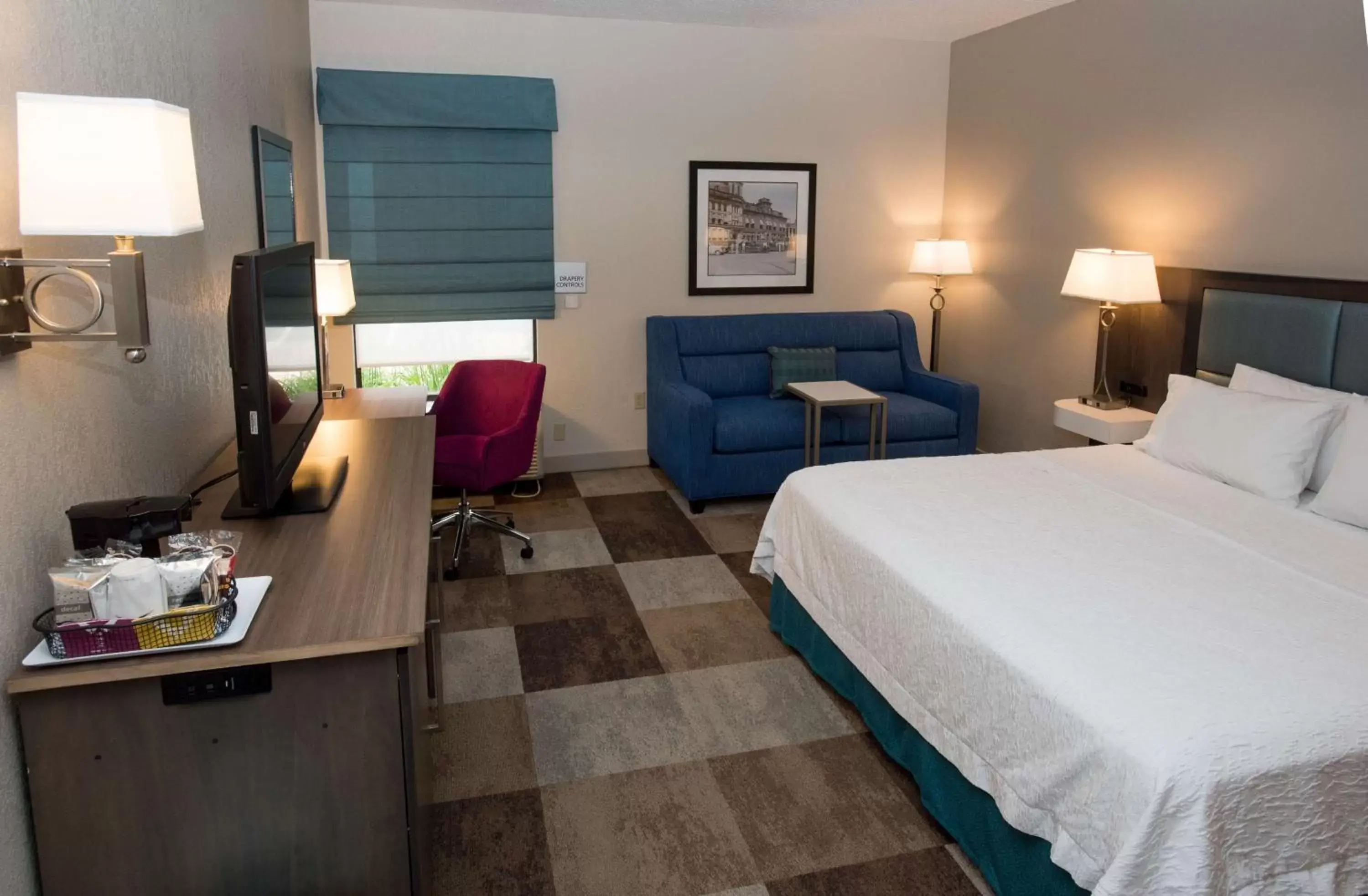 Bedroom, Bed in Hampton Inn Wooster Bedroom, Bed in Hampton Inn Wooster