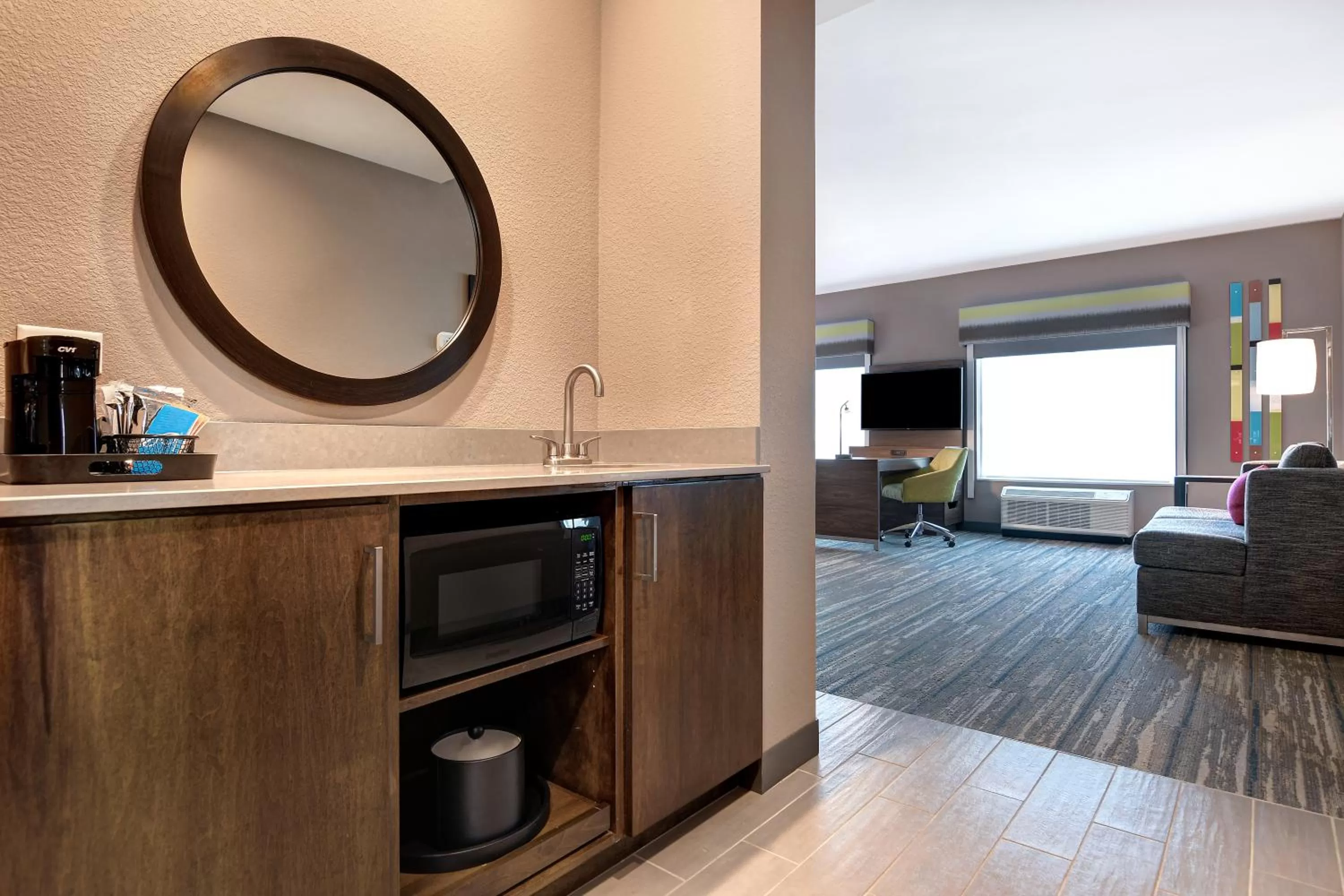 Bed in Hampton Inn & Suites Canal Winchester Columbus