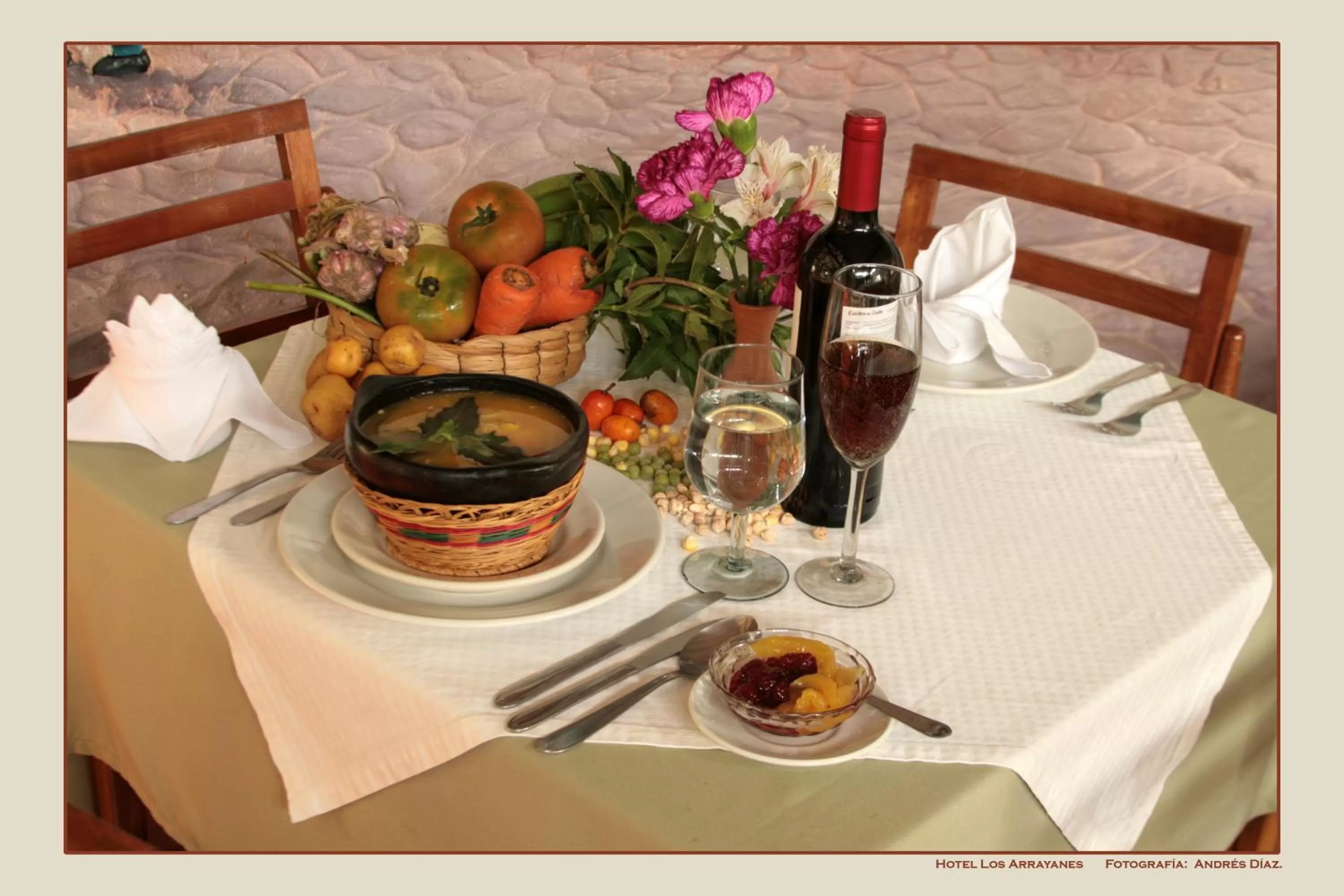 Restaurant/places to eat in Hotel Campestre Los Arrayanes