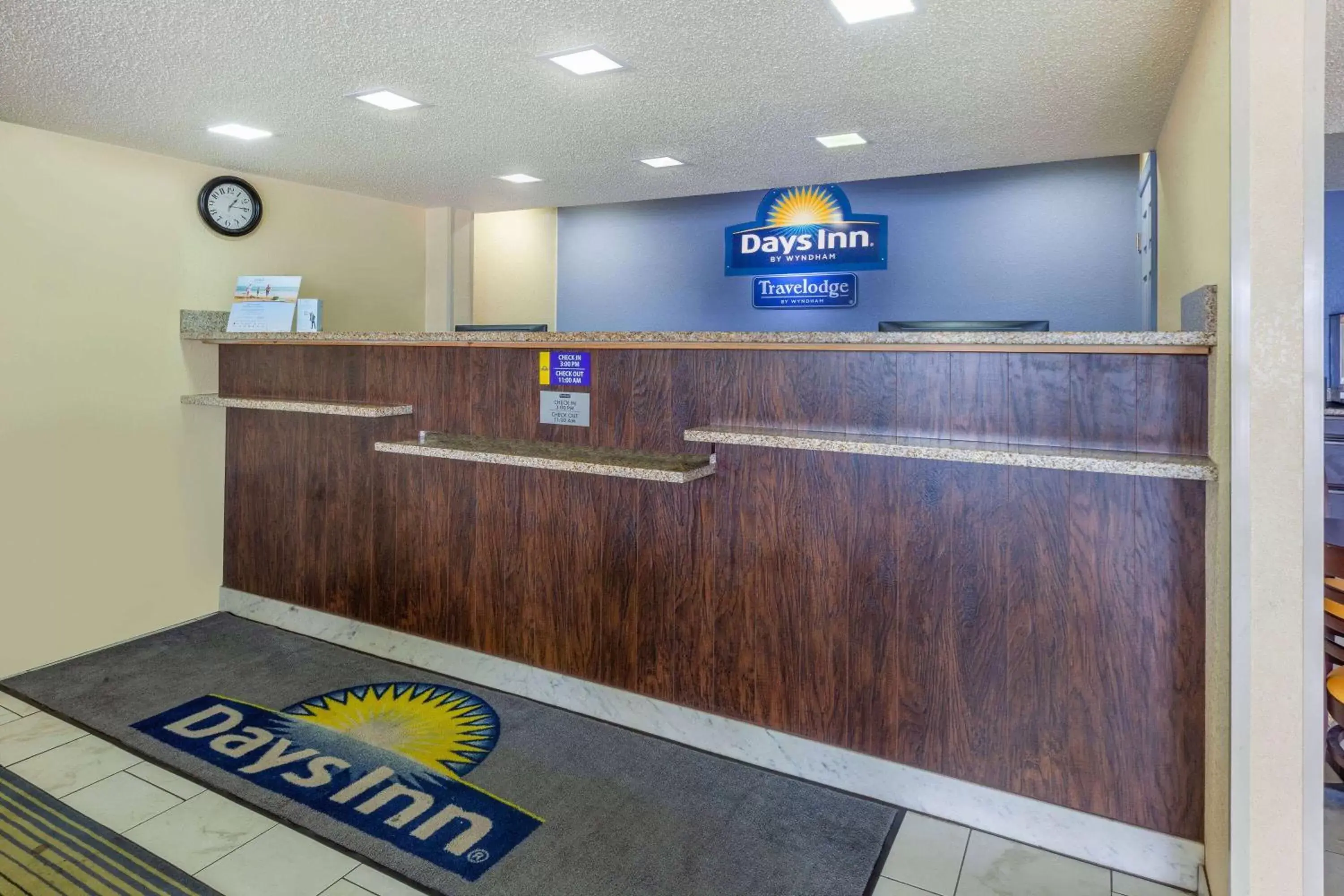 Lobby or reception, Bathroom in Days Inn by Wyndham Charles Town