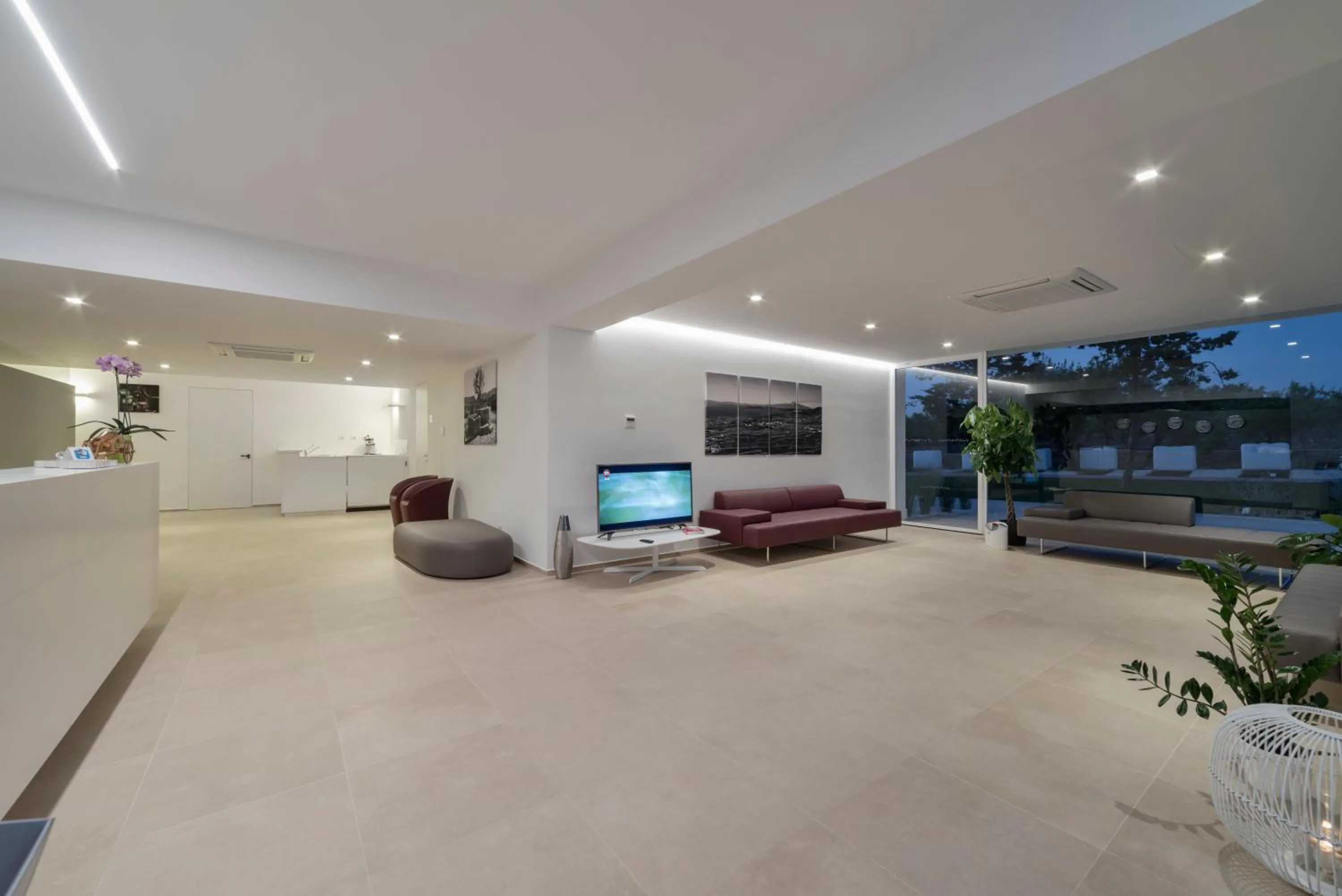 Lobby or reception in Southeast Hotel