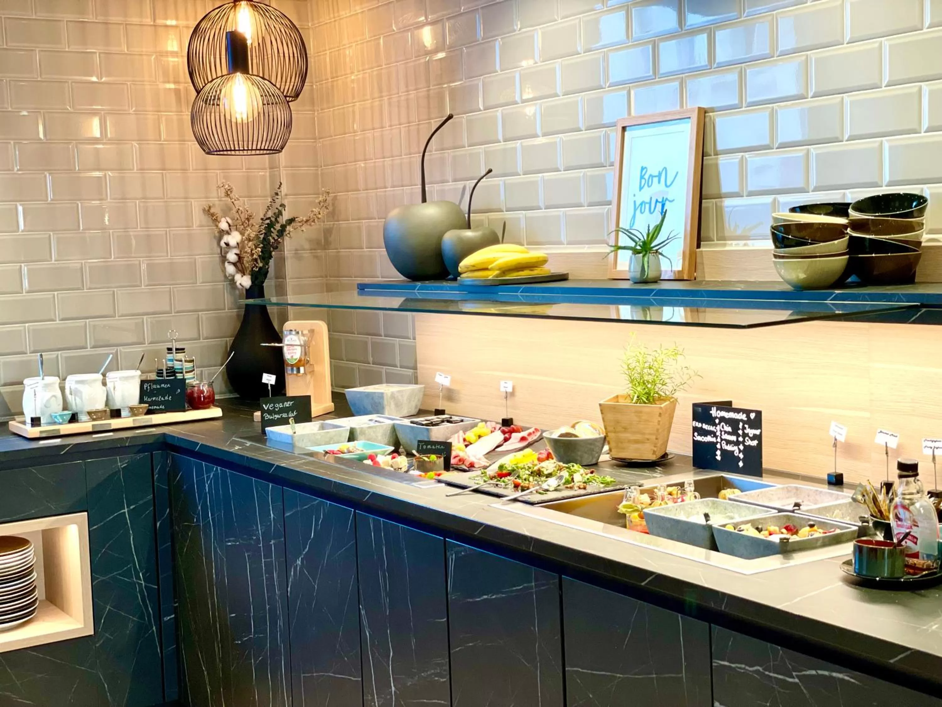 Breakfast in zeitwohnhaus SUITE-HOTEL & SERVICED APARTMENTS