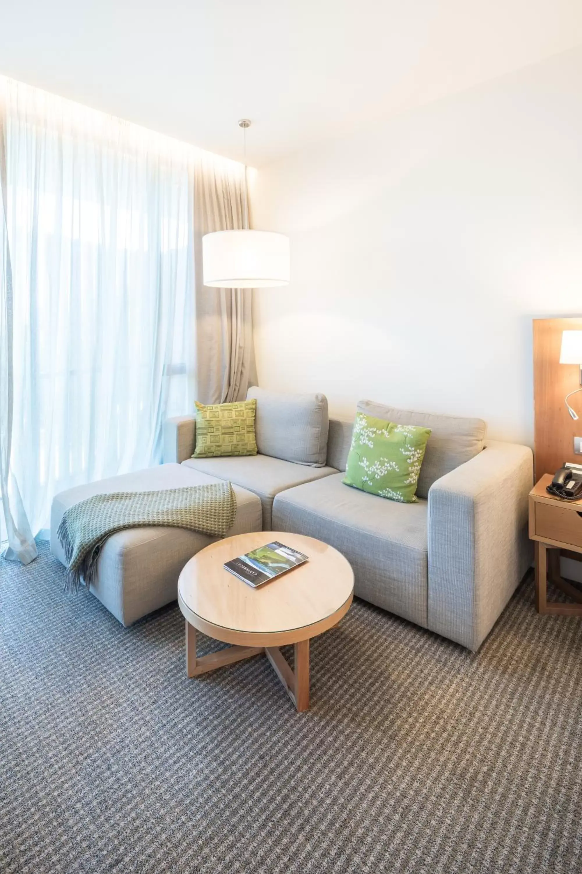 Lounge or bar, Seating Area in Commodore Airport Hotel Christchurch