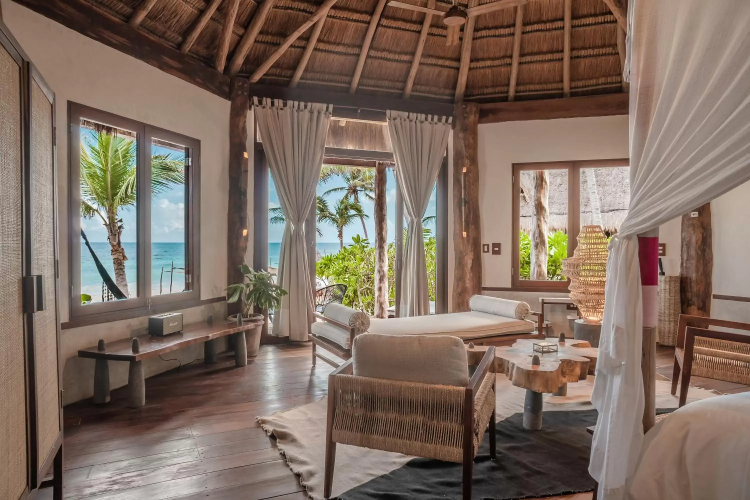 Bed in Delek Tulum