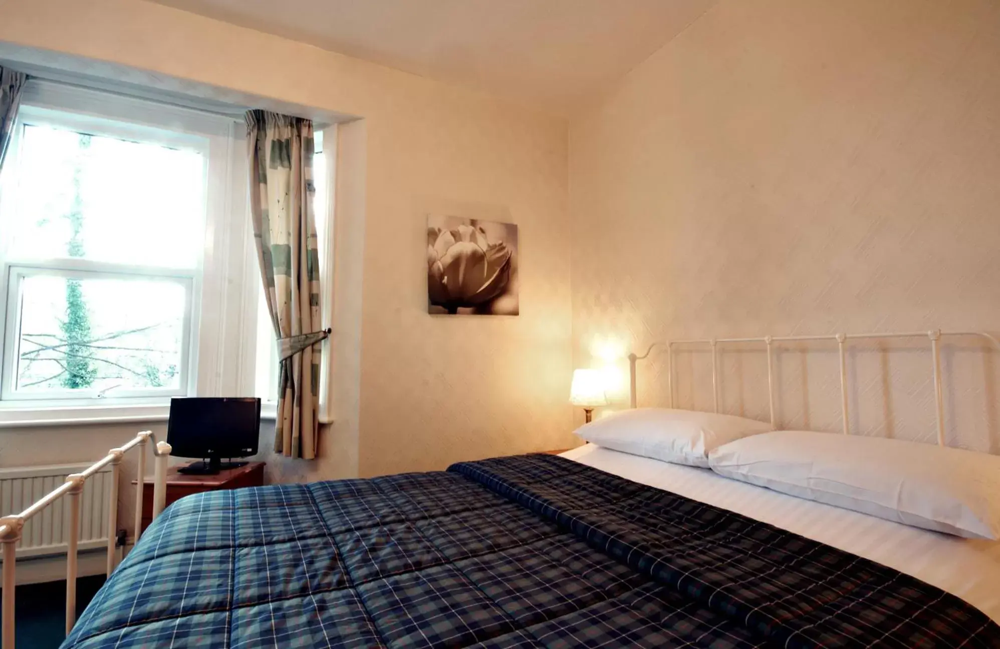 Bedroom, Bed in St Marys Guest House