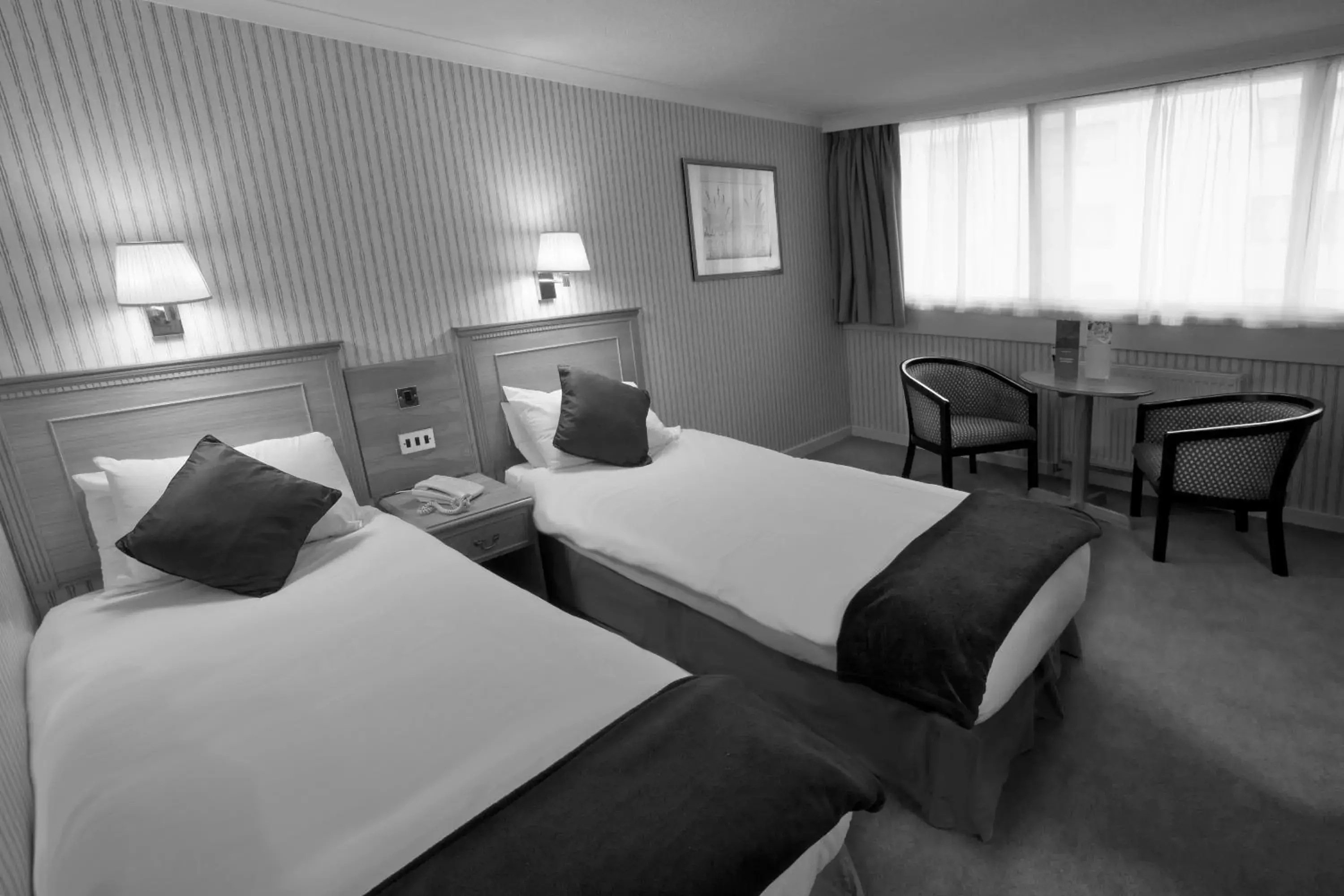 Bed in Britannia Hotel Coventry