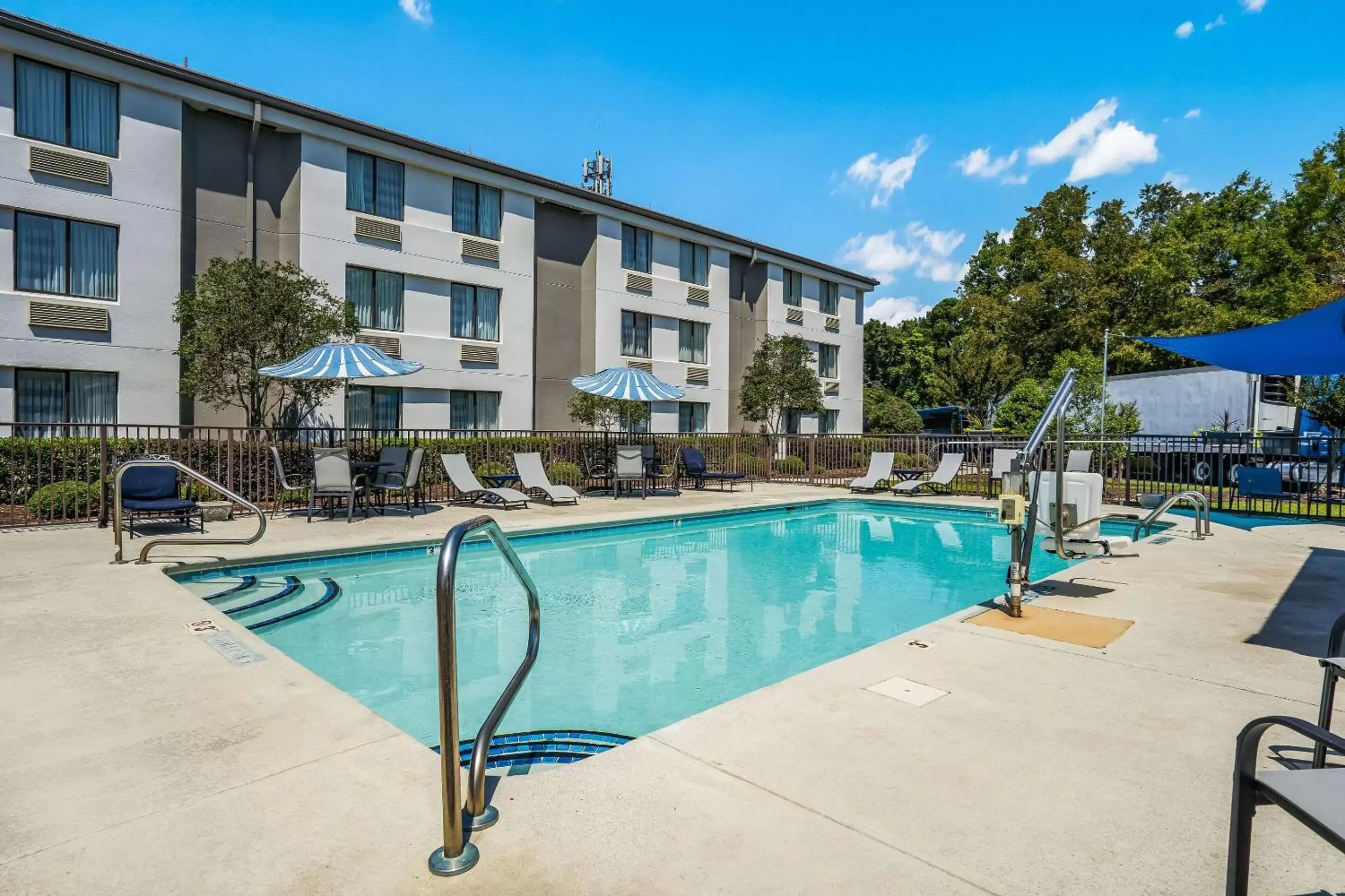 Activities, Swimming Pool in Sleep Inn