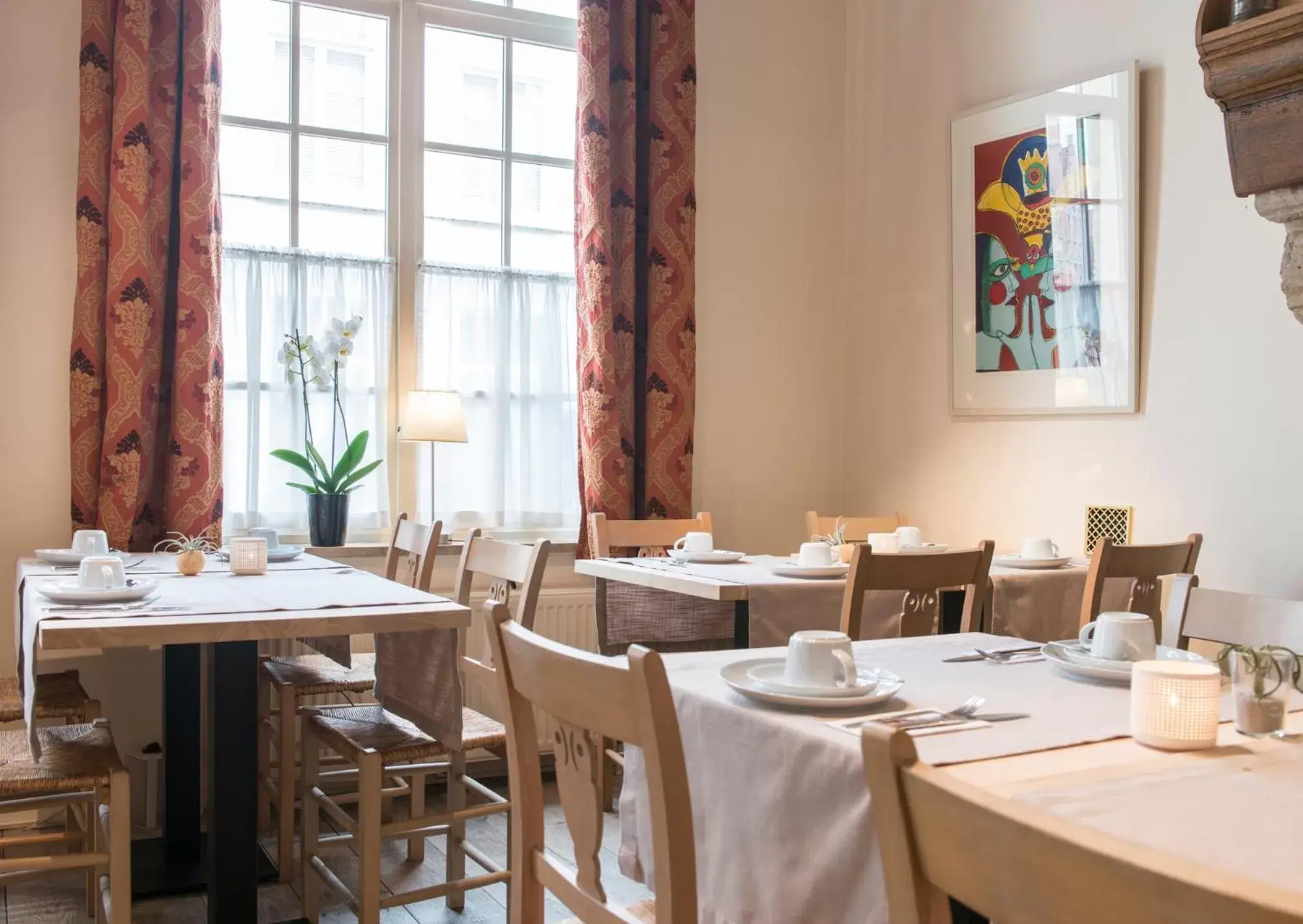 Restaurant/places to eat in Hotel Adornes Restaurant/places to eat in Hotel Adornes